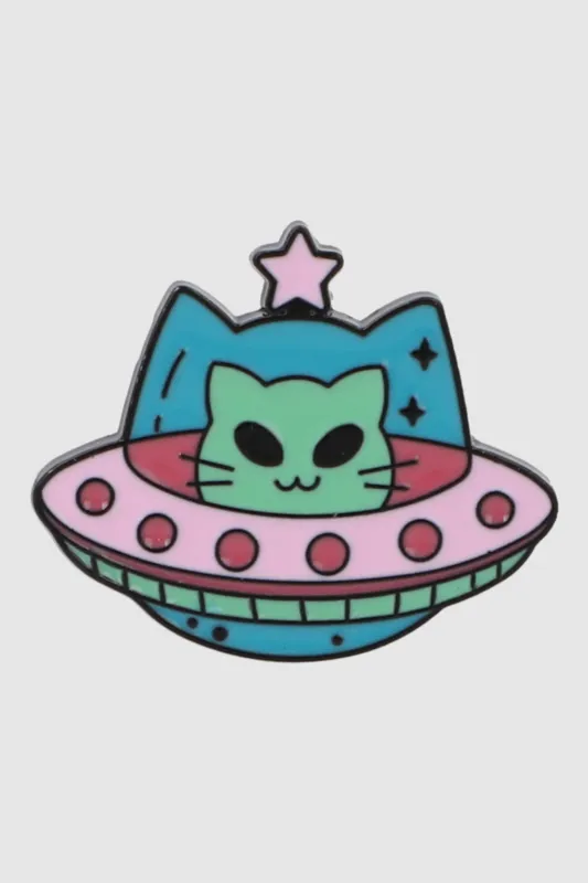 Pin gato extraterrestre sold by Shasa