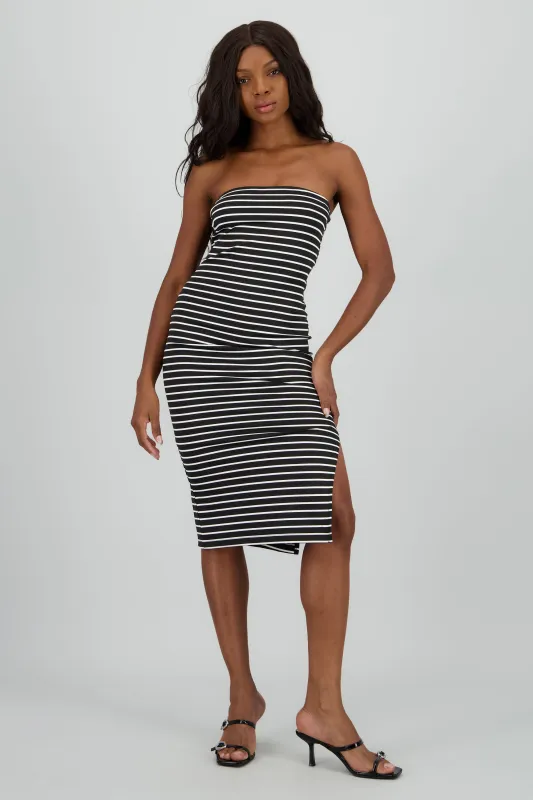 Vestido midi strapless detalle abertura costado sold by Shasa
