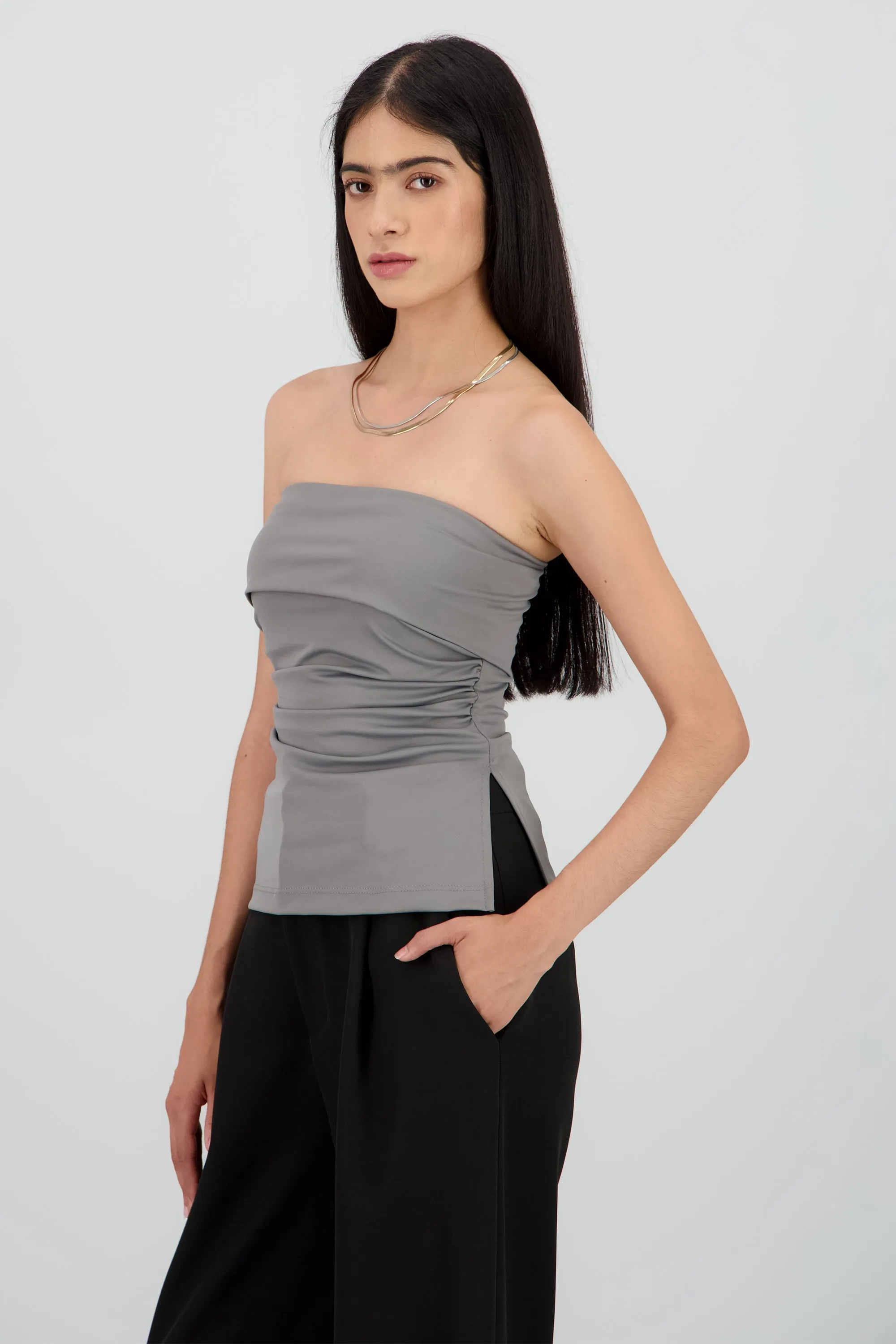 Top tubo con dobles escote sold by Shasa product image thumbnail 3