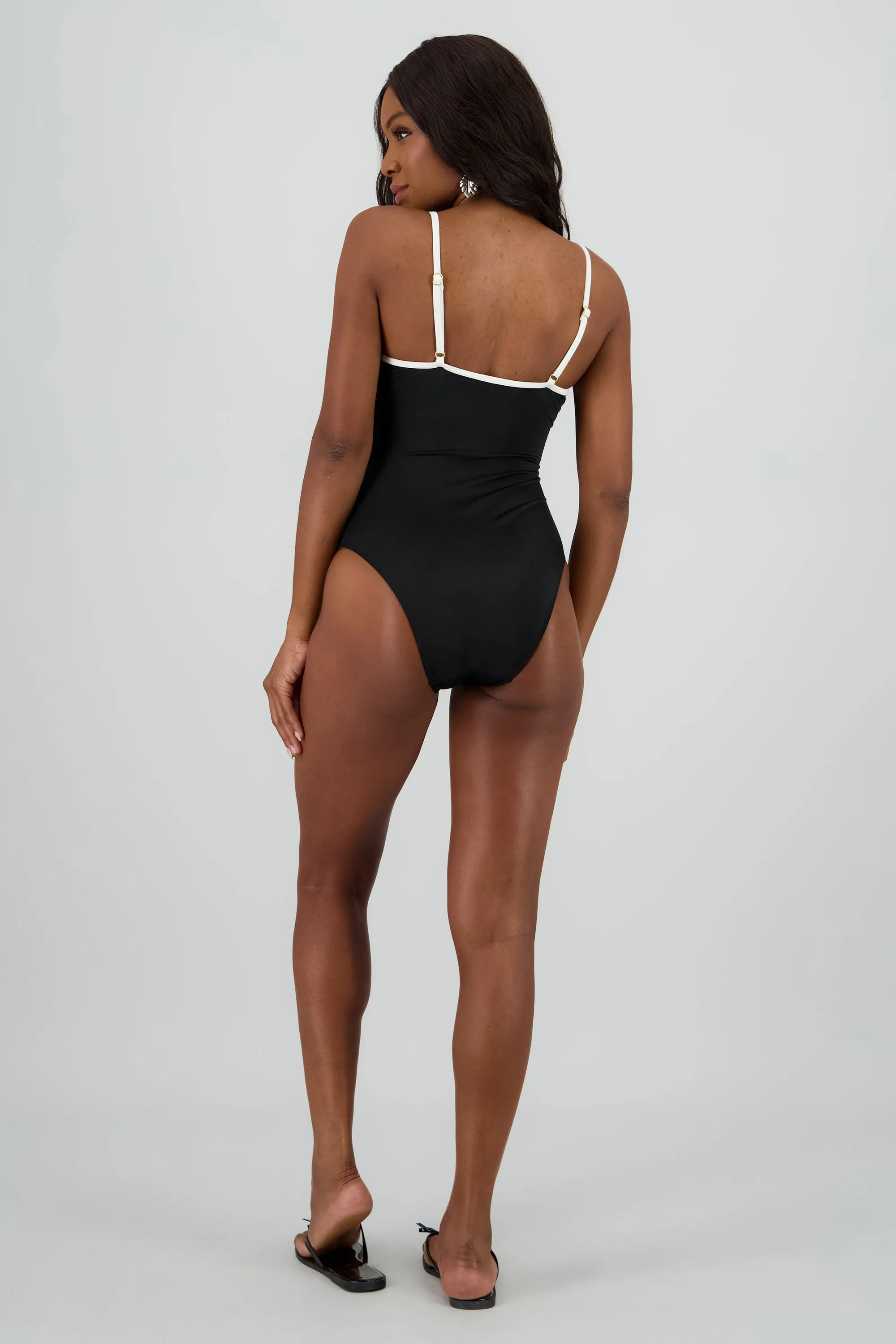 Traje de baño contrastes sold by Shasa product image thumbnail 4