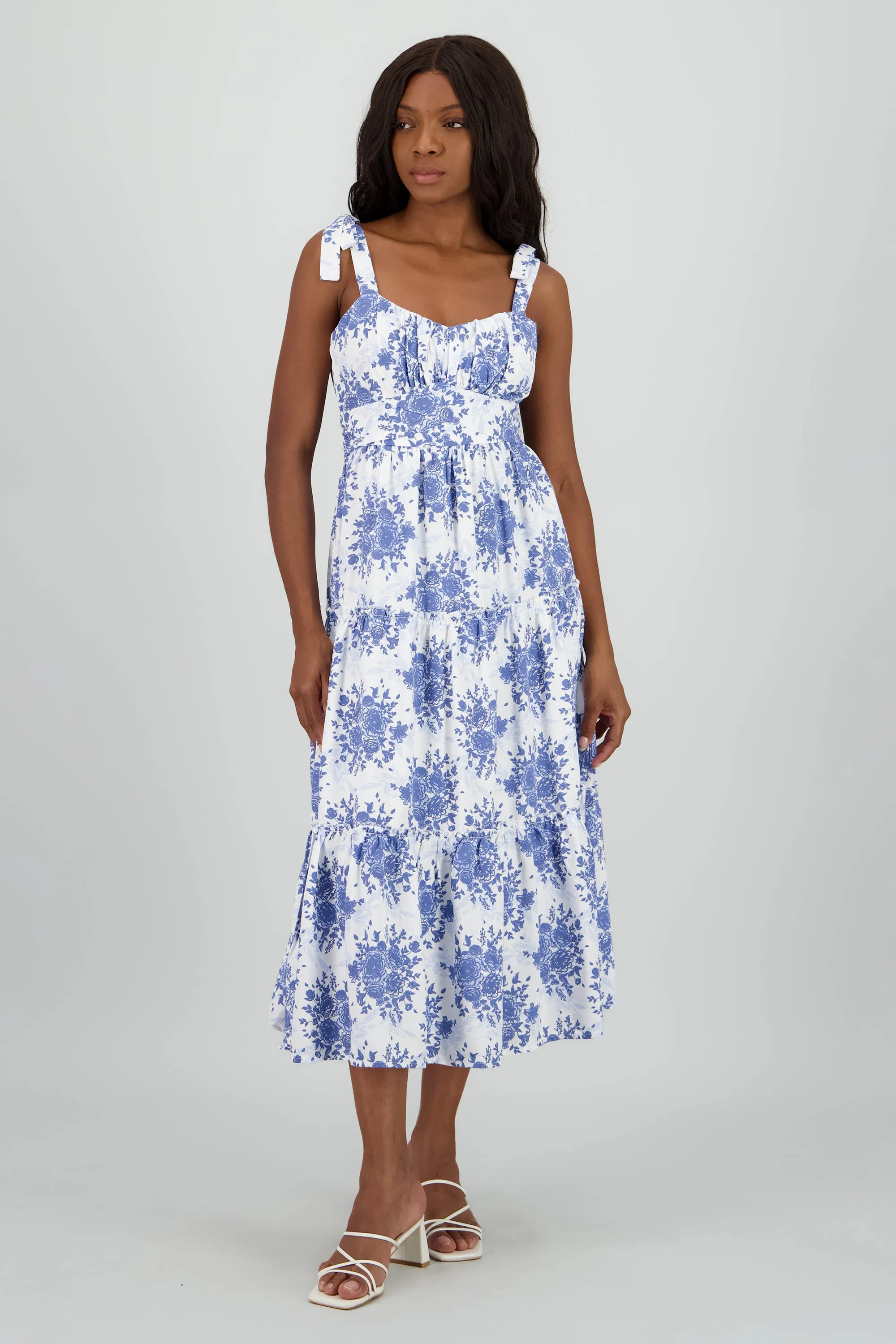 Vestido maxi olanes estampado flores sold by Shasa