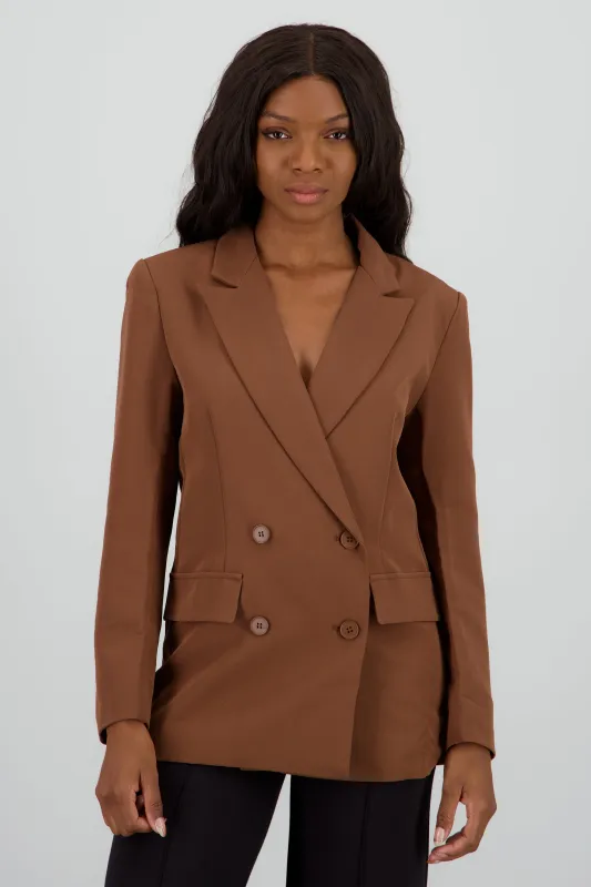 Saco oversized liso con estructura y botones sold by Shasa