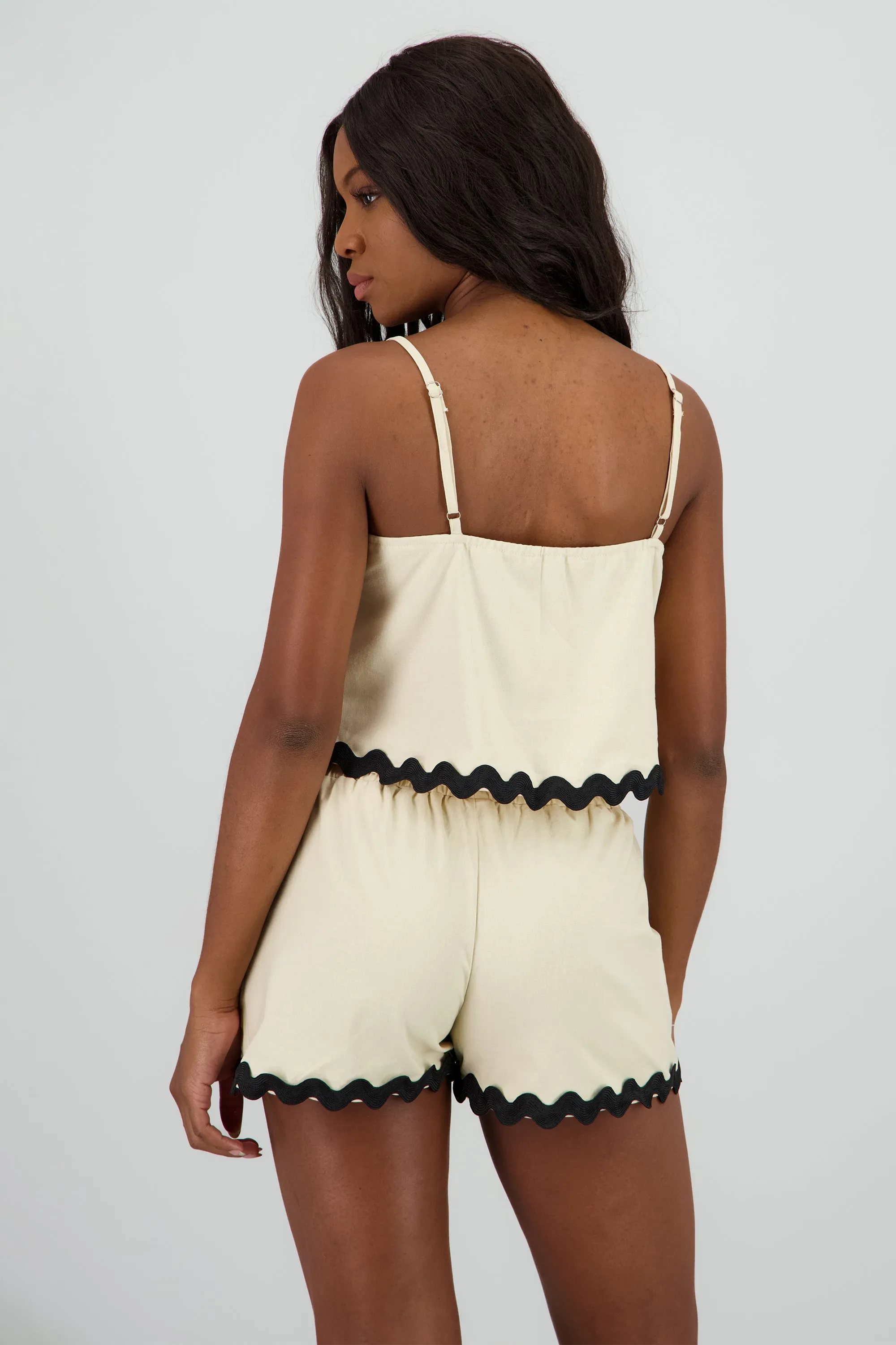 Blusa tirantes detalle contraste sold by Shasa product image thumbnail 4