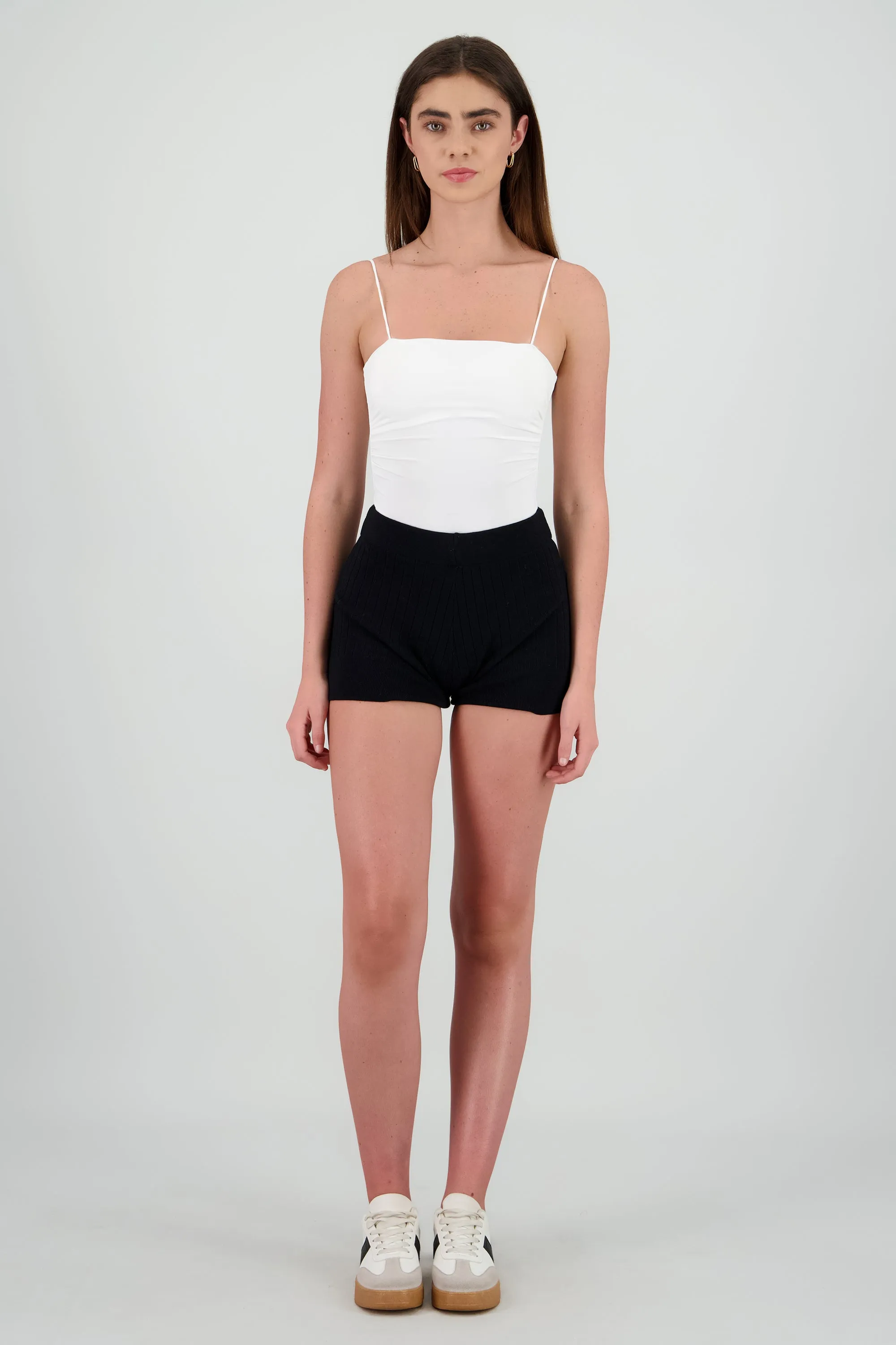 Shorts tejido acanalado sold by Shasa