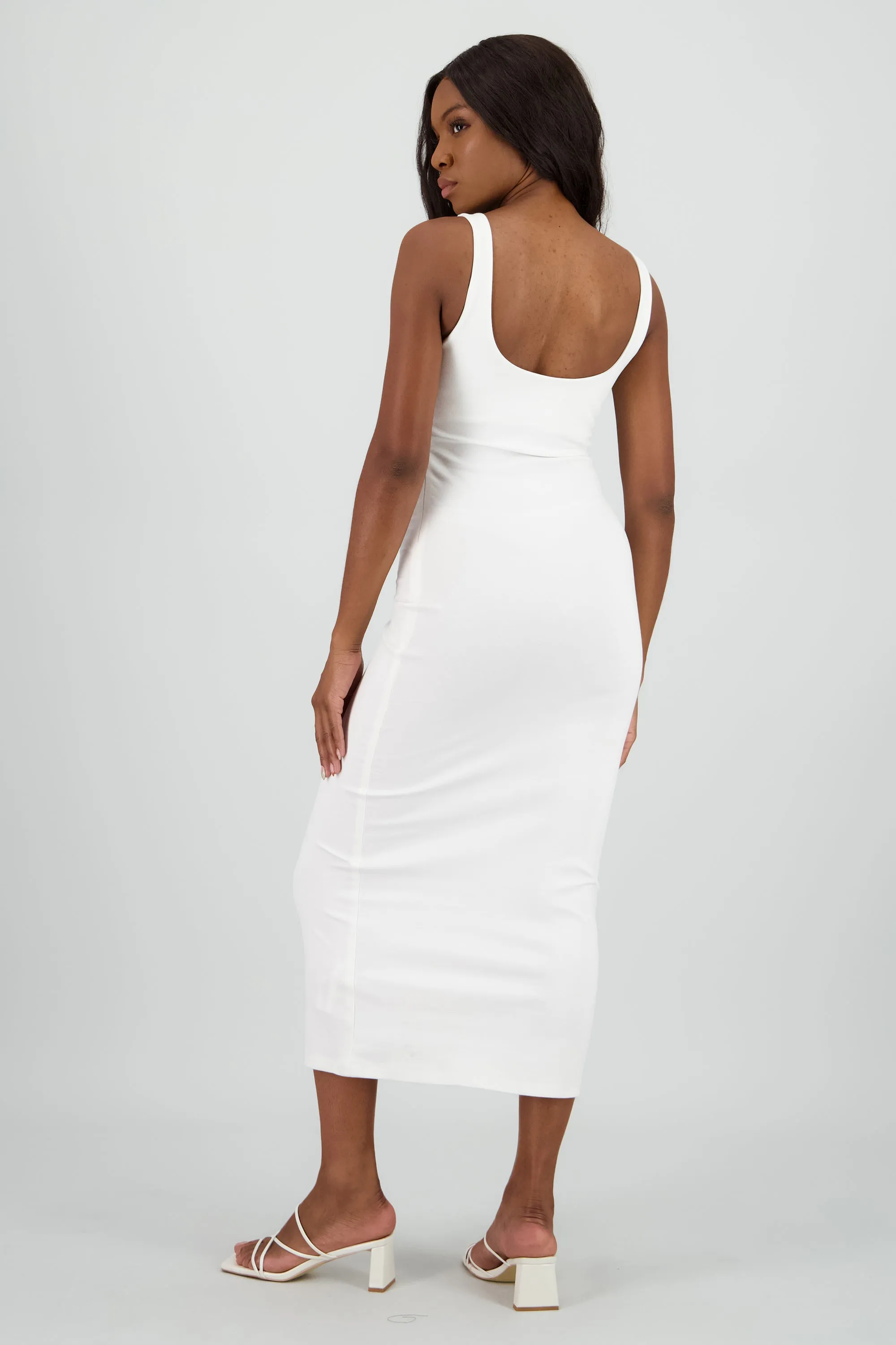 Vestido maxi entallado escote cuadrado sold by Shasa product image thumbnail 4