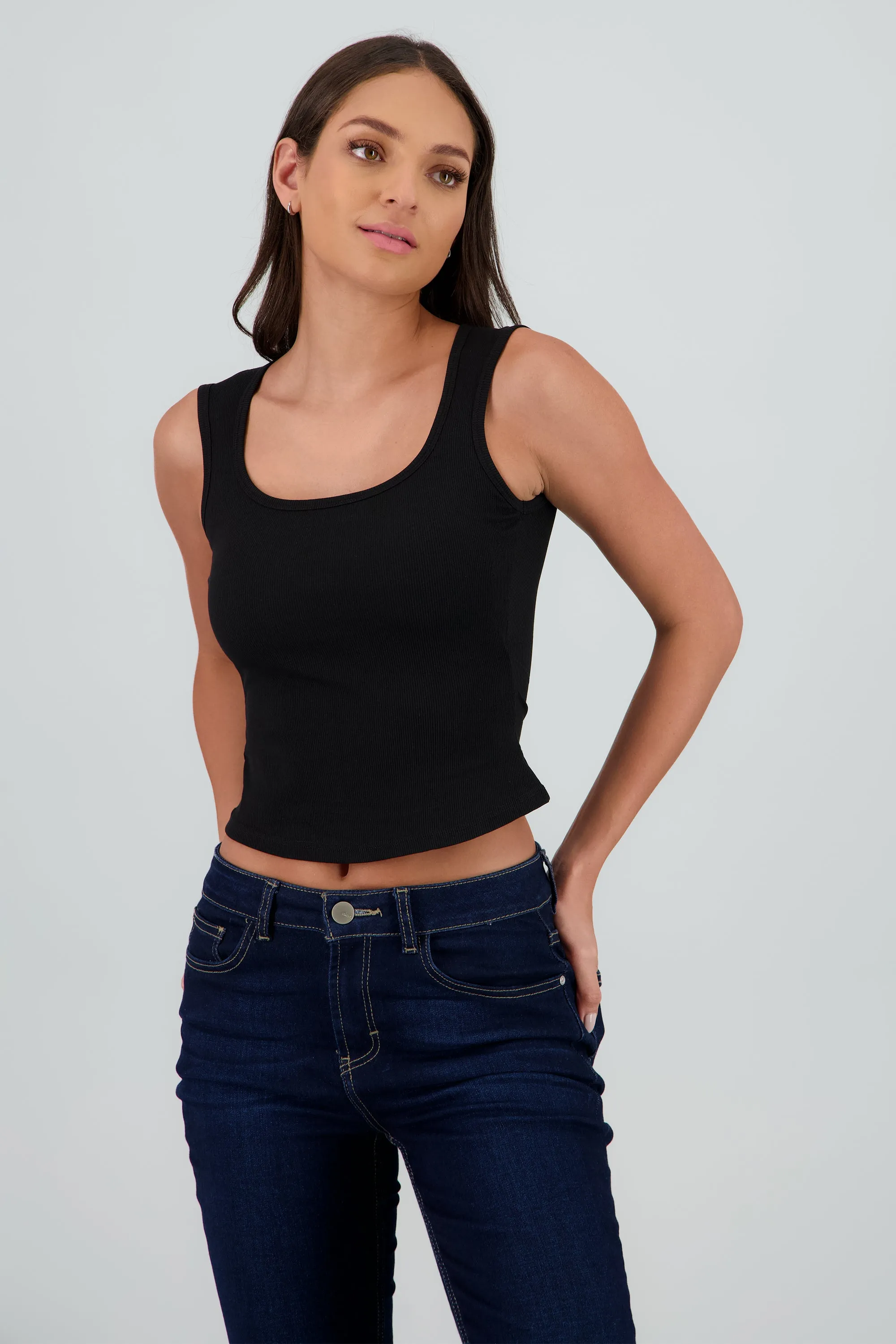 Top de cuello cuadrado liso sold by Shasa product image thumbnail 2