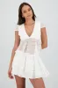 Blusa encaje escote en V sold by Shasa