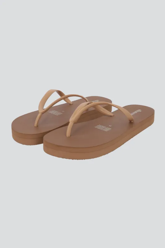 Flip flop sencilla plataforma sold by Shasa