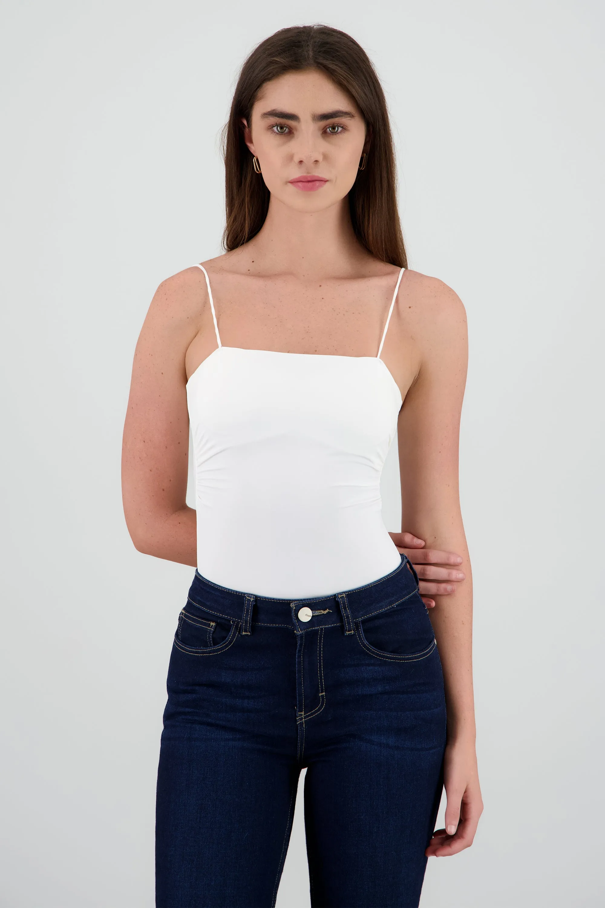 Top de tirantes con copas liso sold by Shasa product image thumbnail 2