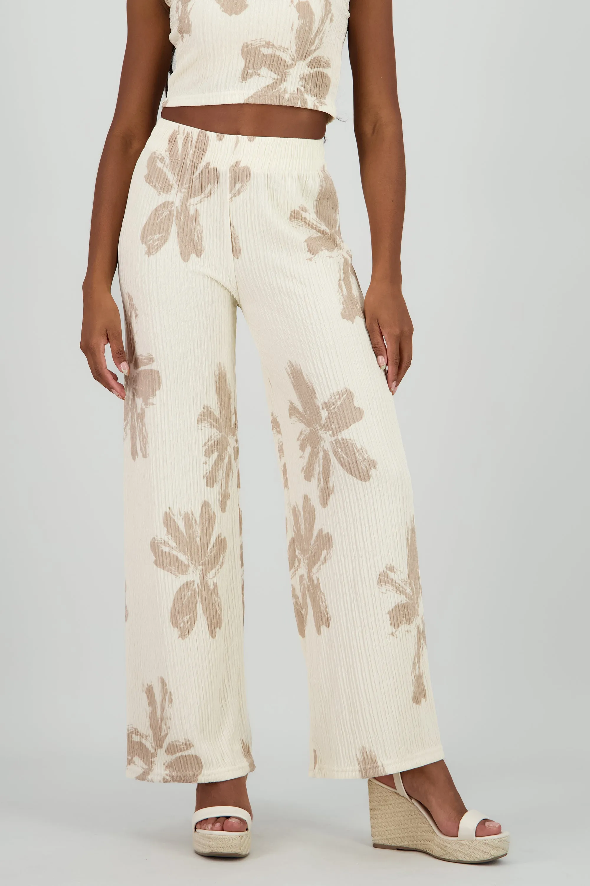 Pantalon amplio textura flores sold by Shasa product image thumbnail 2