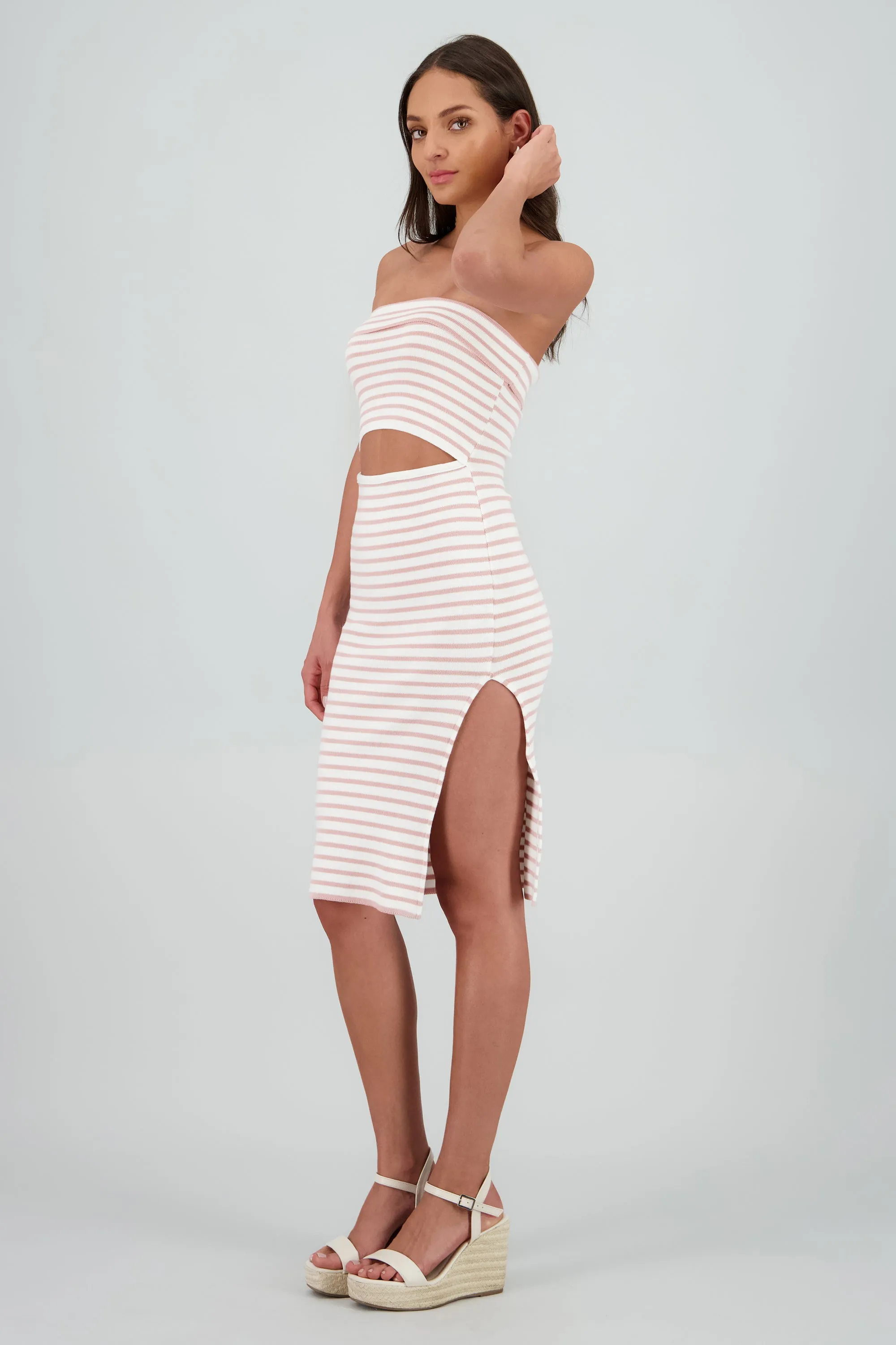 VESTIDO TEJIDO MINI DET ABERTURA KNI sold by Shasa product image thumbnail 3