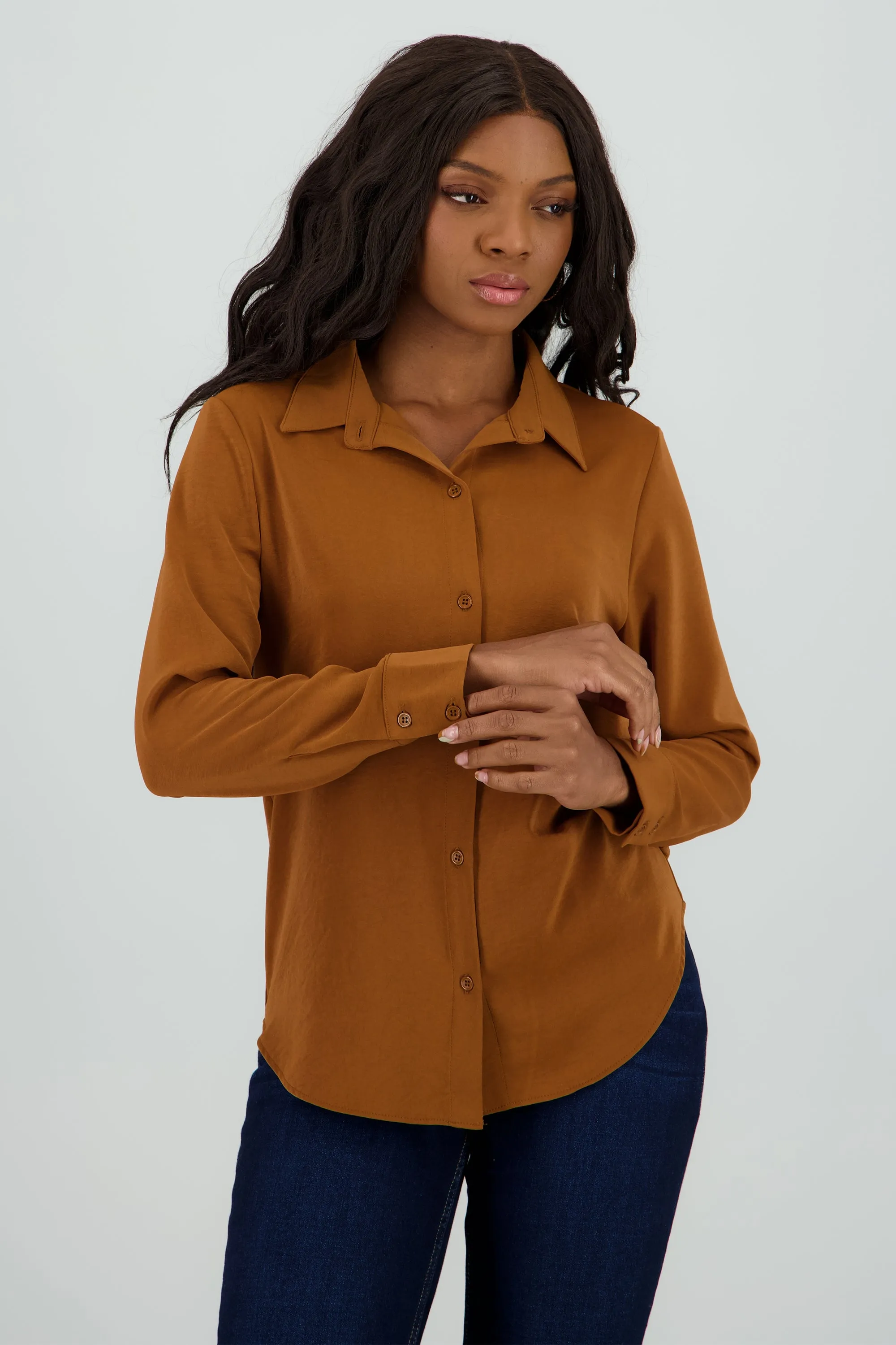 Camisa lisa manga larga botones sold by Shasa product image thumbnail 2