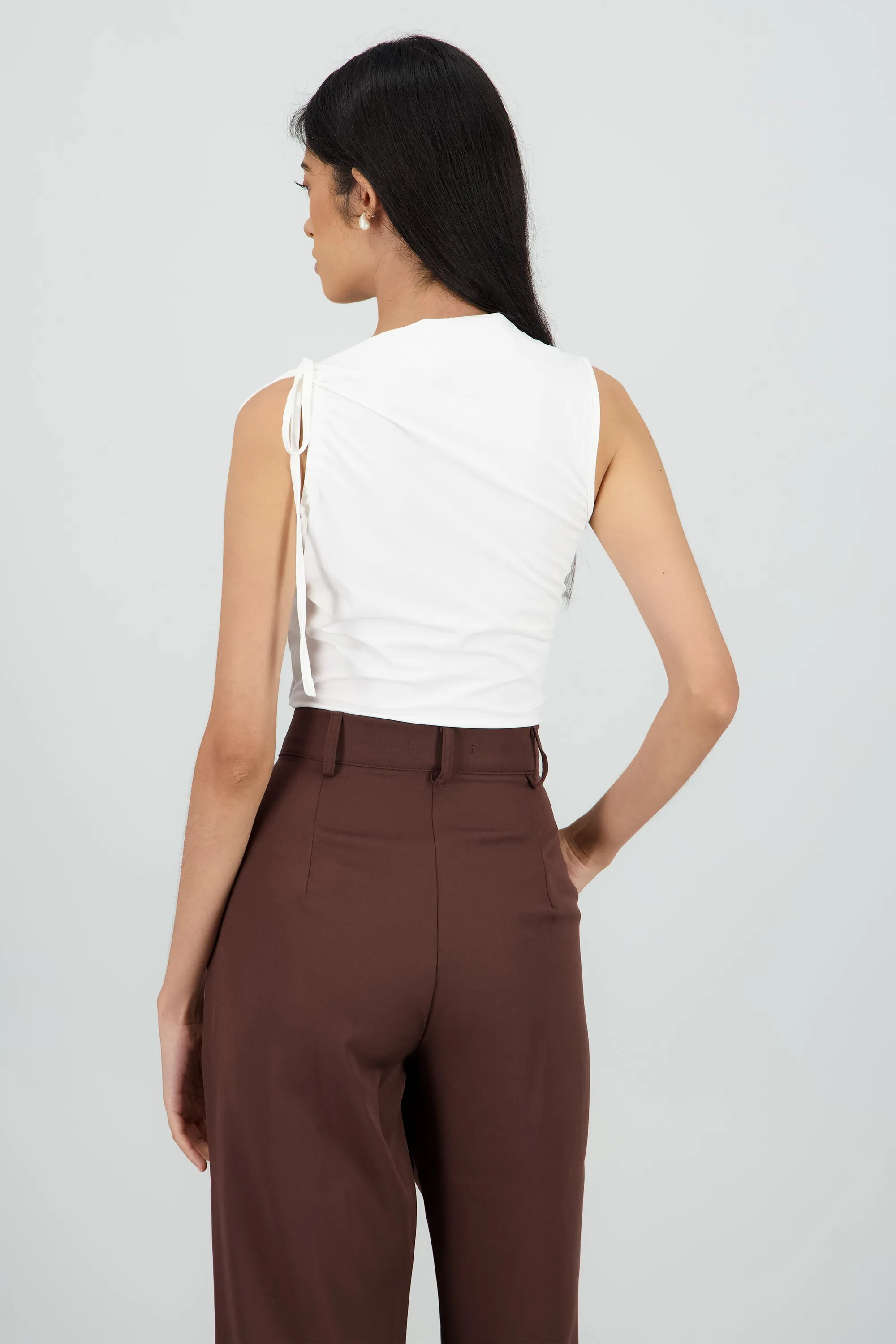 Top sin mangas amarre en hombro sold by Shasa product image thumbnail 4