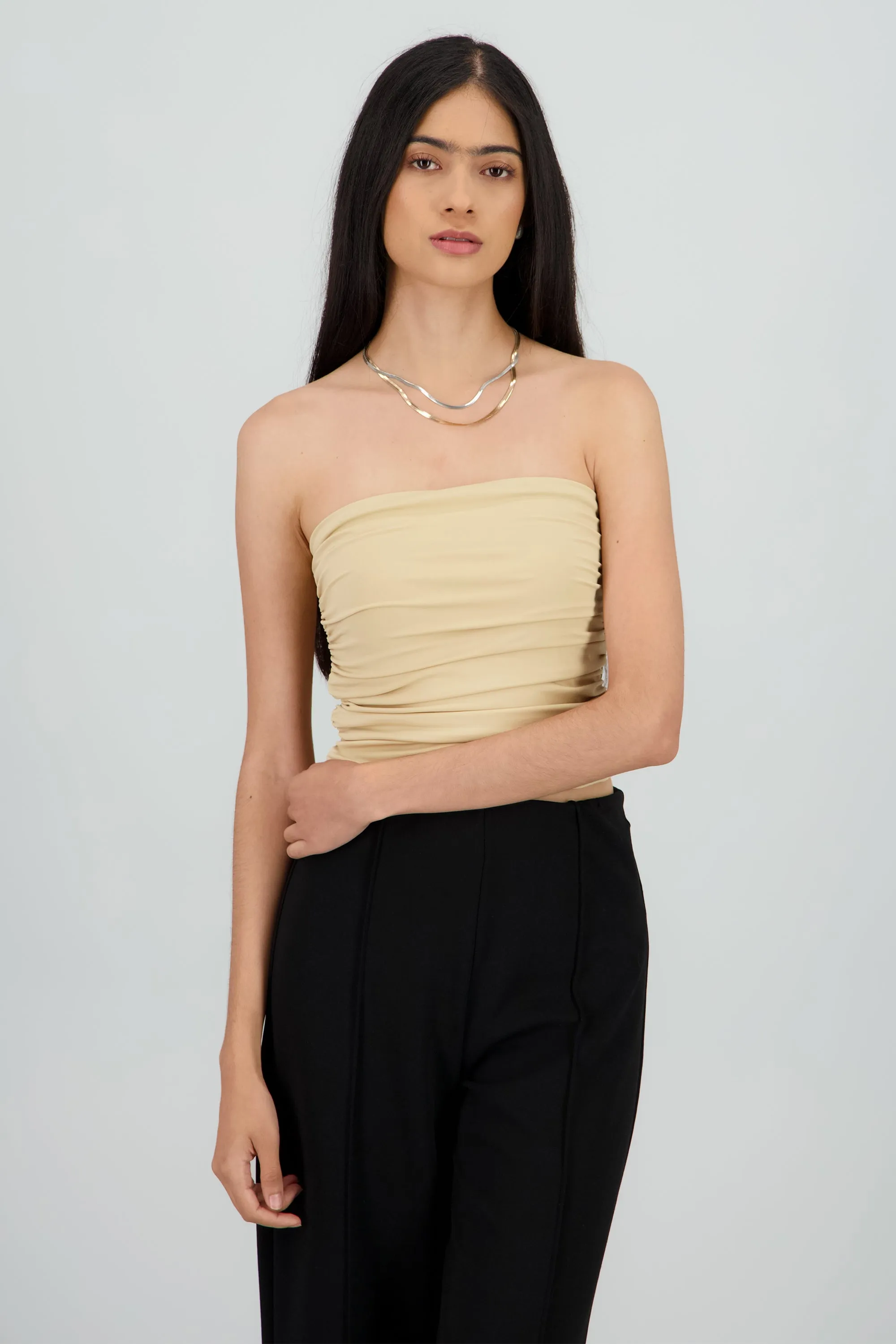 Top tubo strapless drapeado sold by Shasa