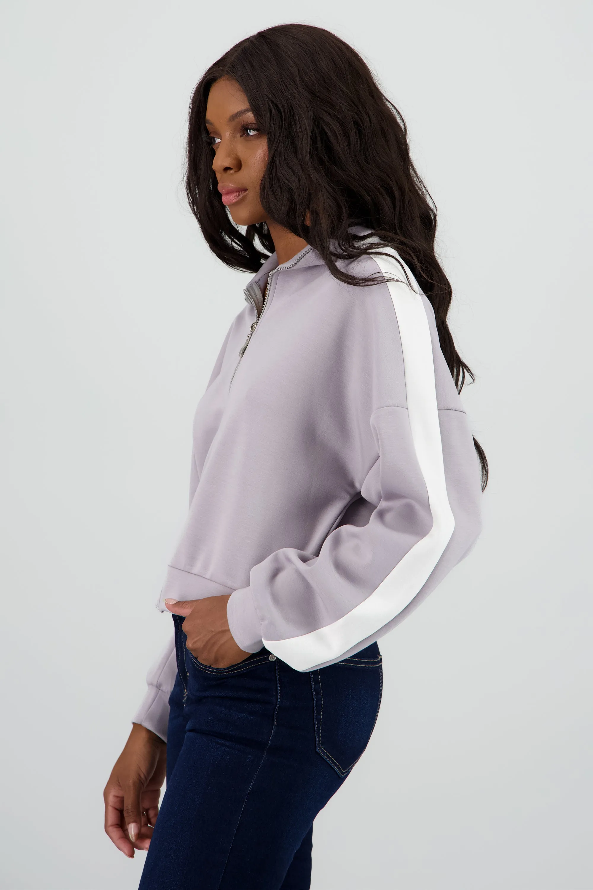 Chamarra ligera contraste sold by Shasa product image thumbnail 3