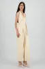 Jumpsuit de cuello halter liso sold by Shasa