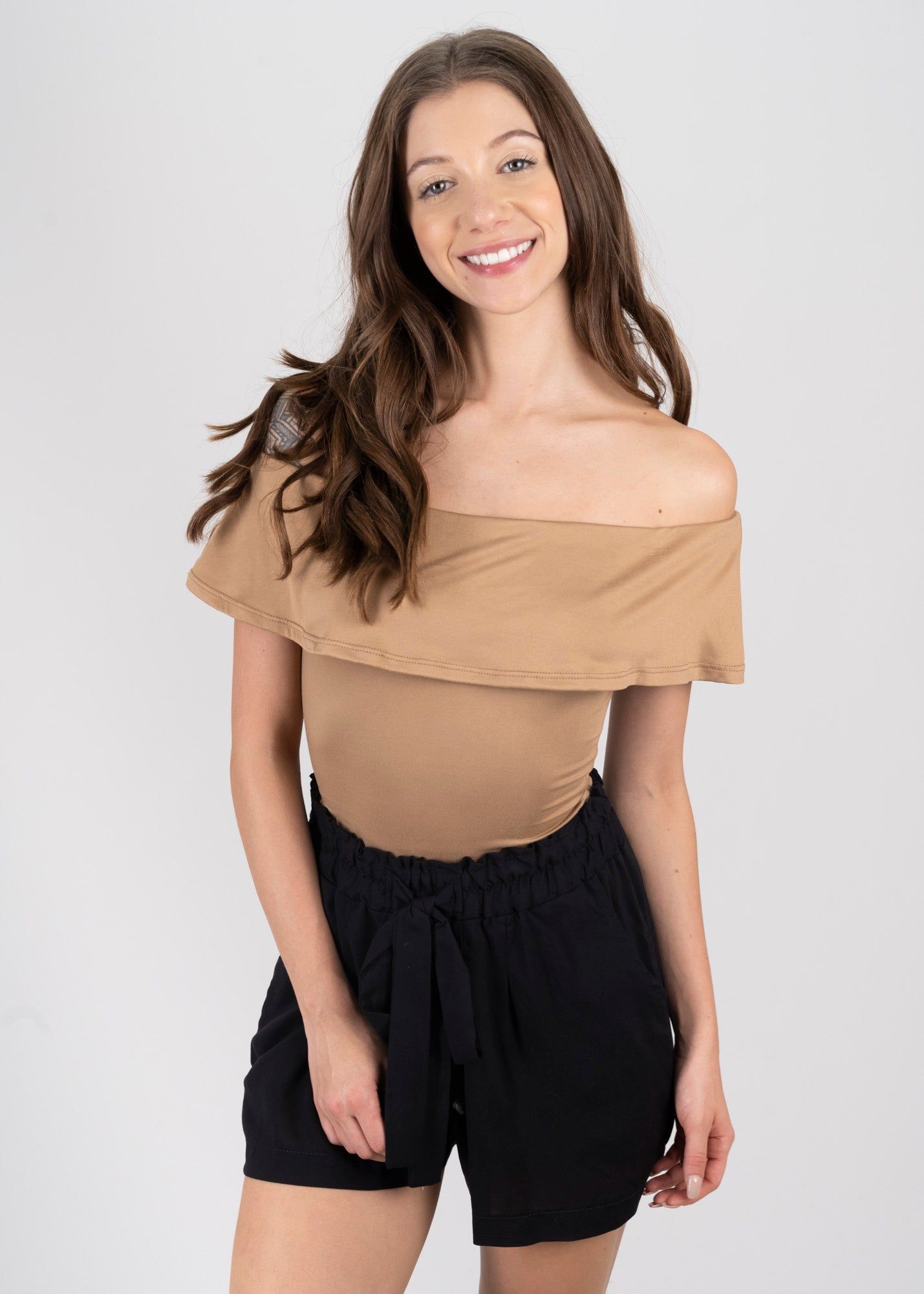 Bodysuit olanes hombro descubierto sold by Shasa