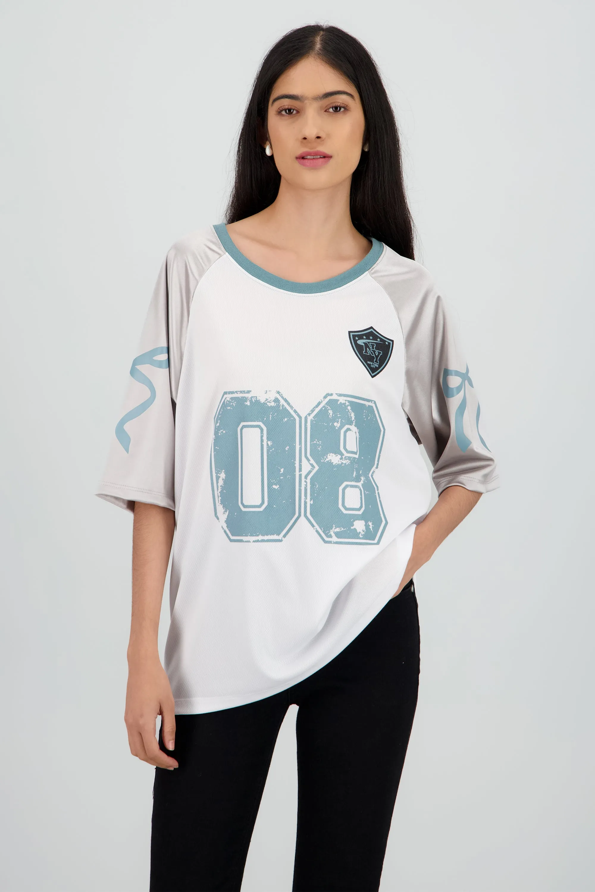 Playera deportiva contraste mangas sold by Shasa