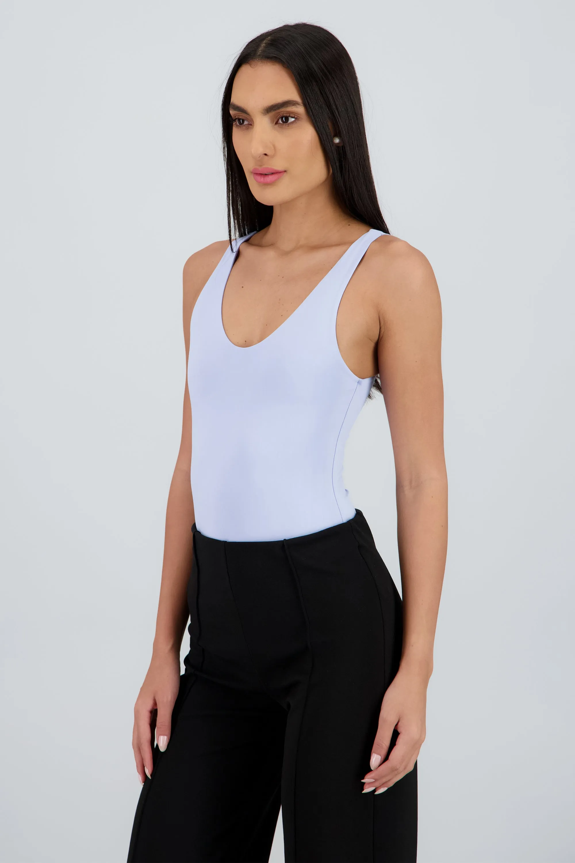 Body escote en V liso sold by Shasa product image thumbnail 3