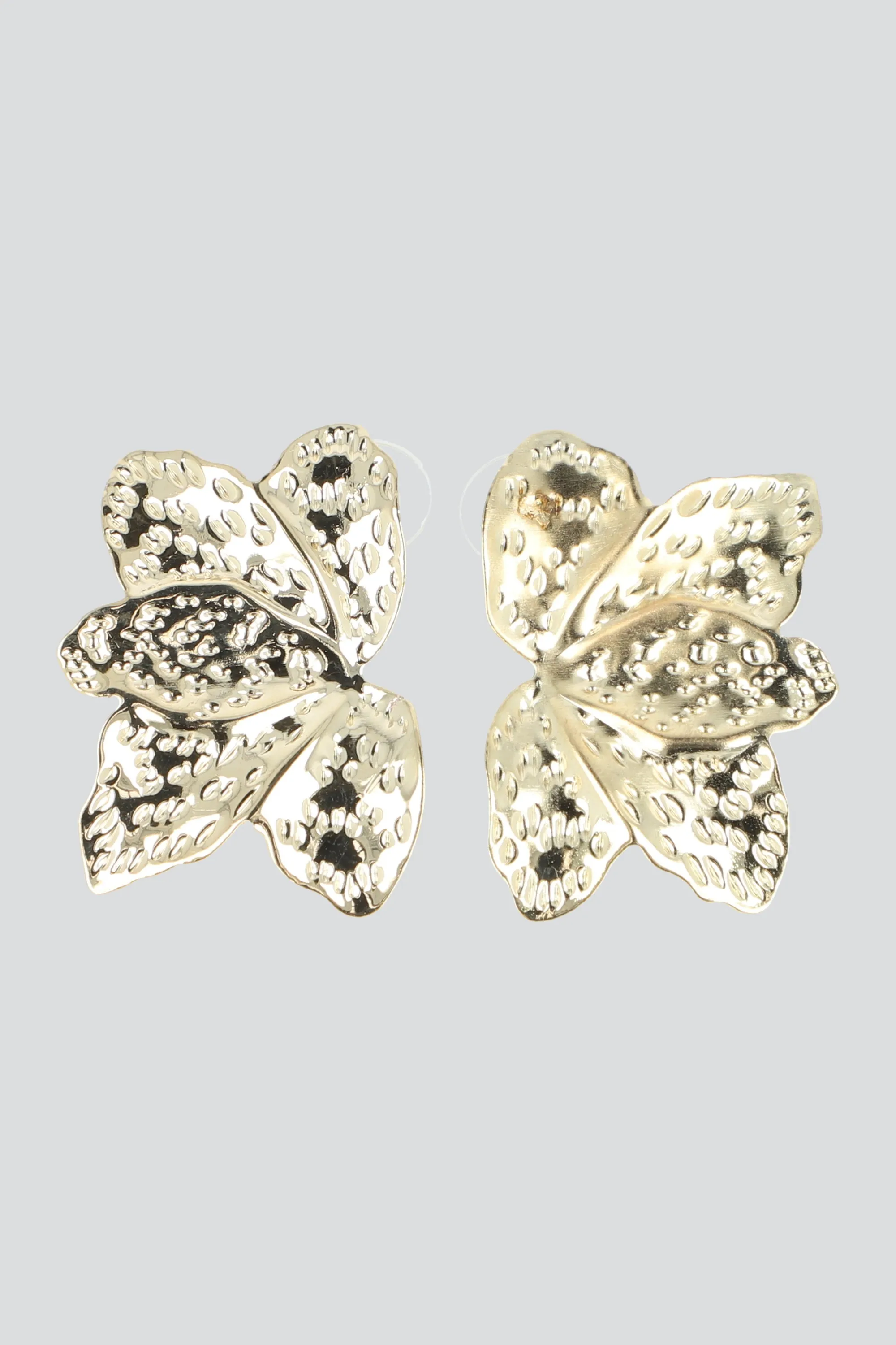 ARETES PETALOS ABANICO METAL sold by Shasa