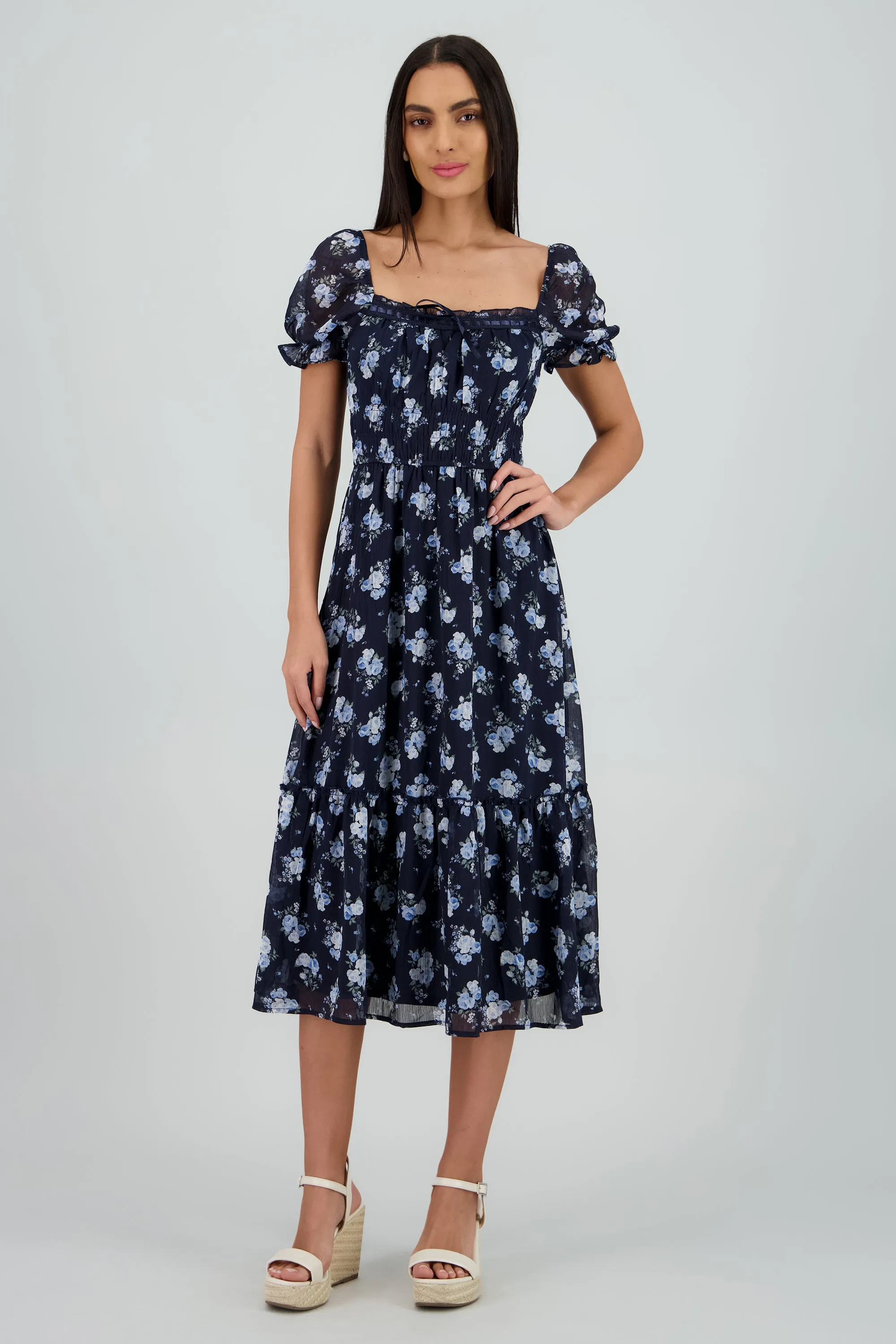 Vestido maxi escote cuadrado sold by Shasa product image thumbnail 2