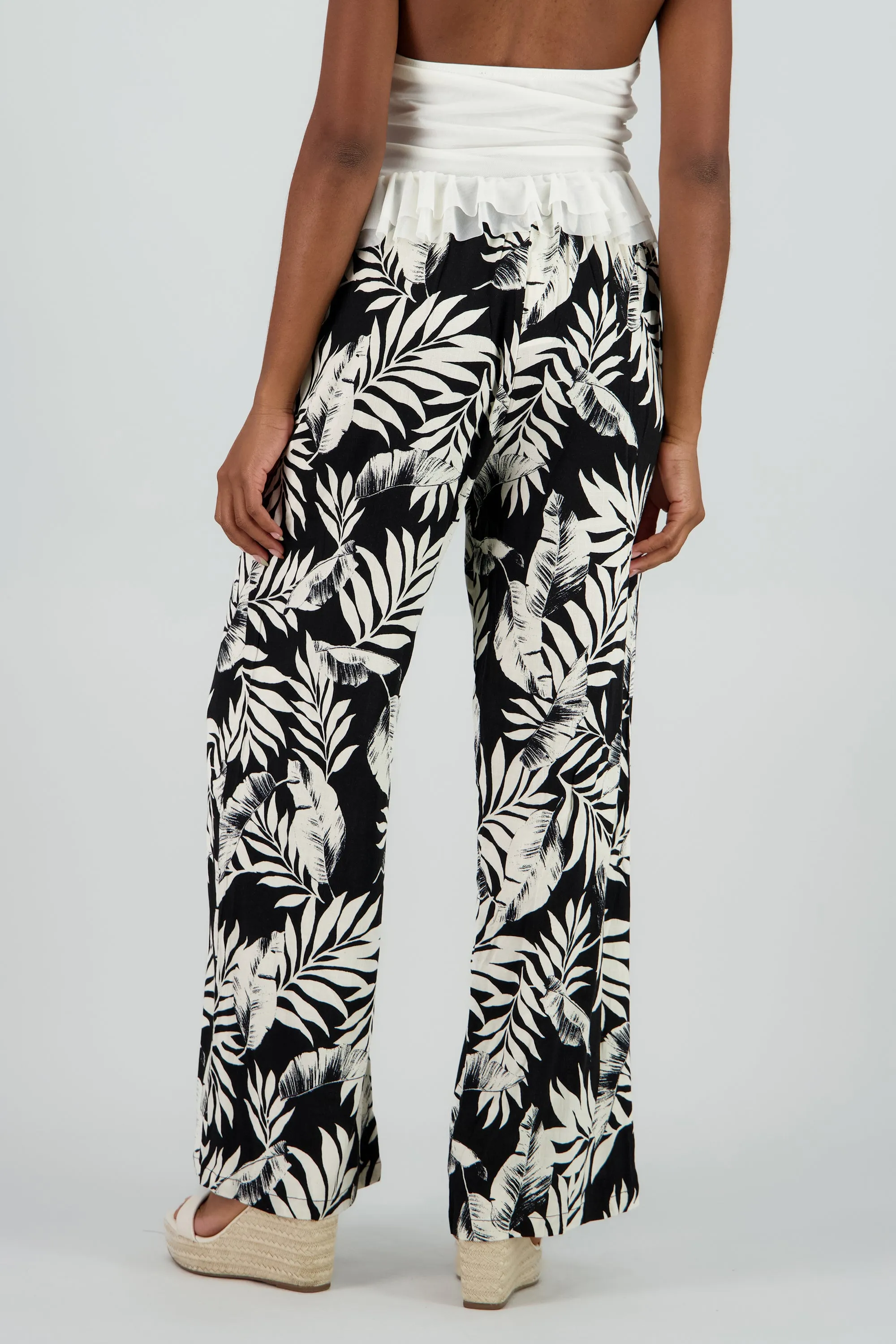 Pantalon amplio estampado sold by Shasa product image thumbnail 4