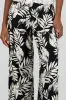 Pantalon amplio estampado sold by Shasa