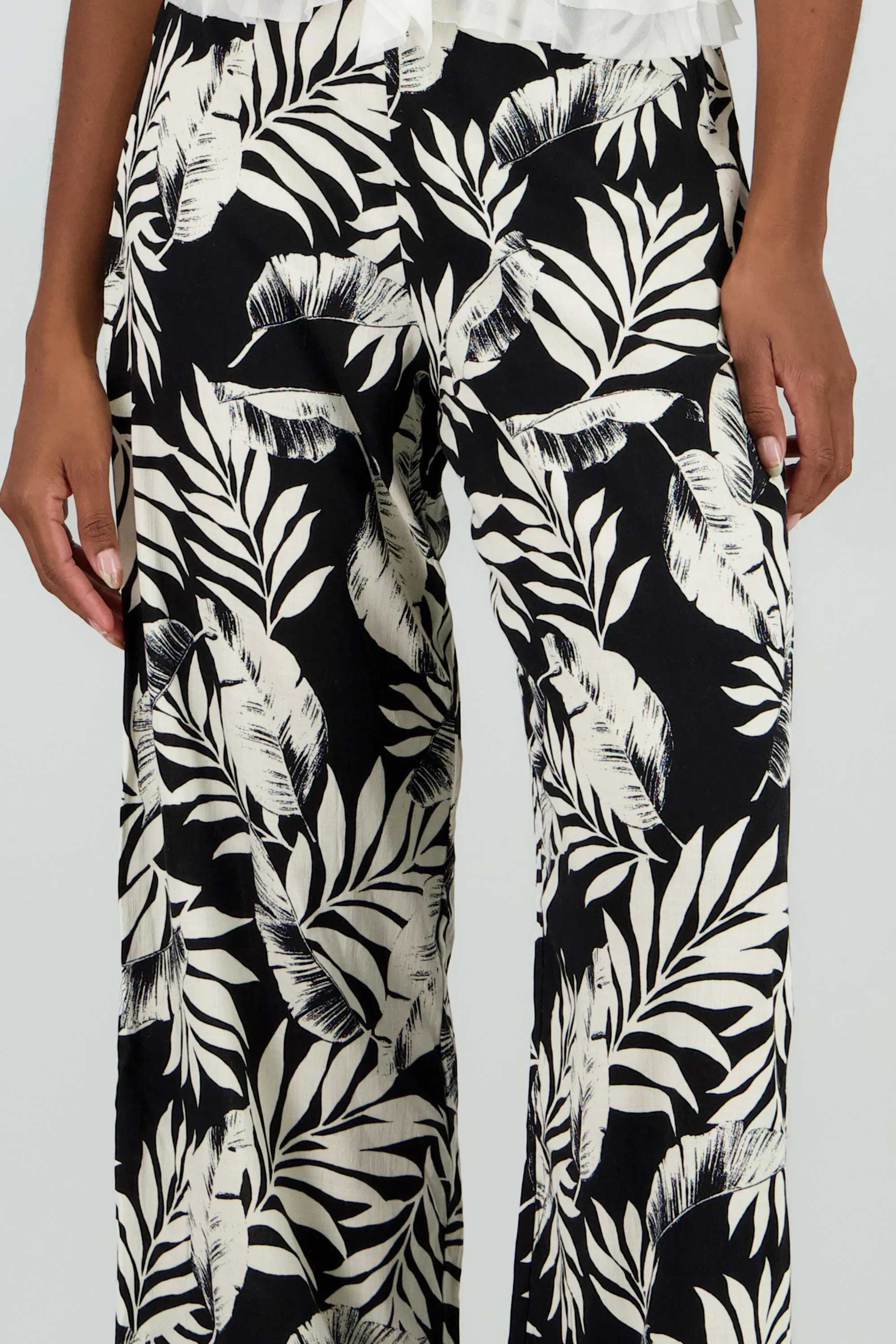 Pantalon amplio estampado sold by Shasa product image thumbnail 5