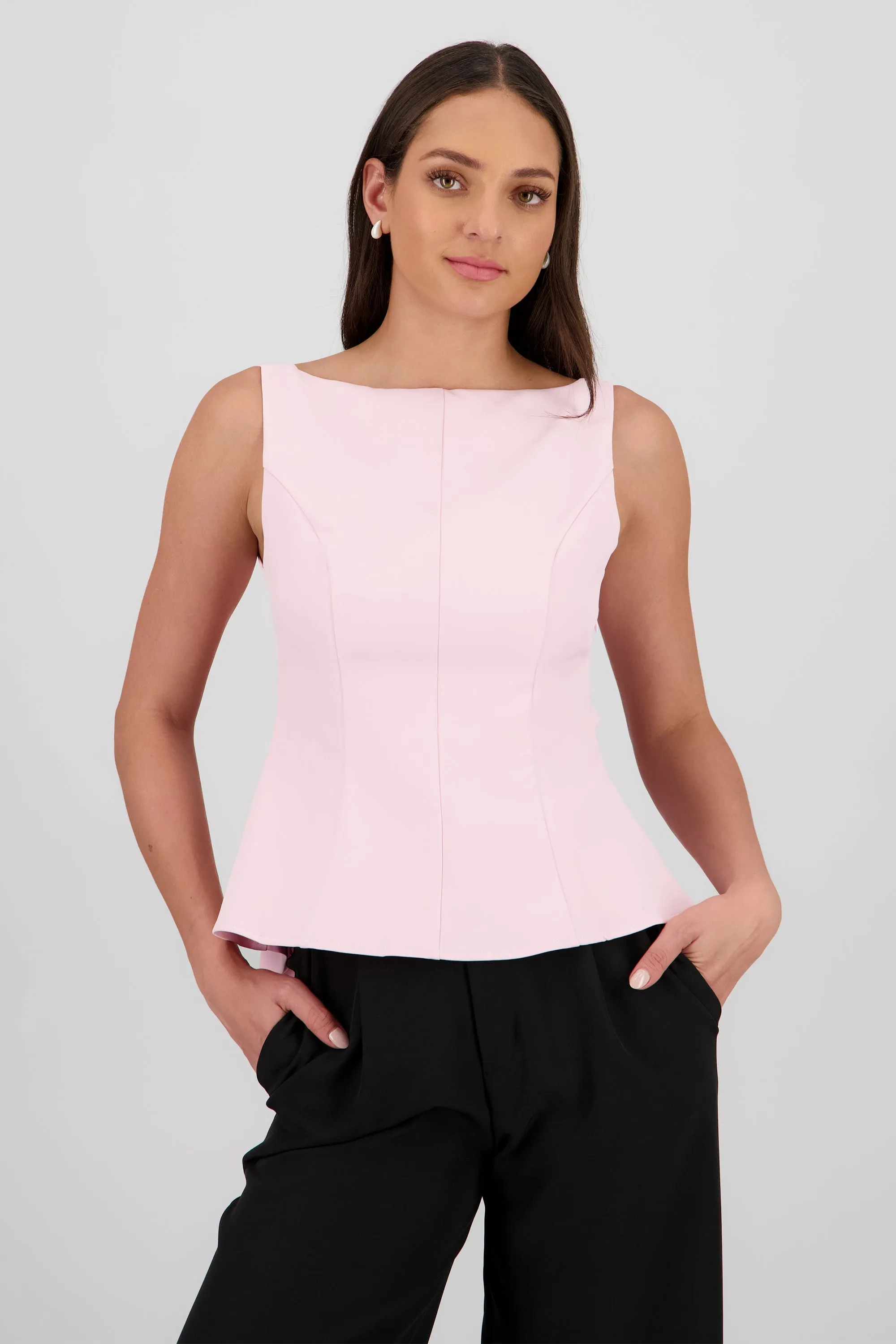 Top lazo espalda sold by Shasa