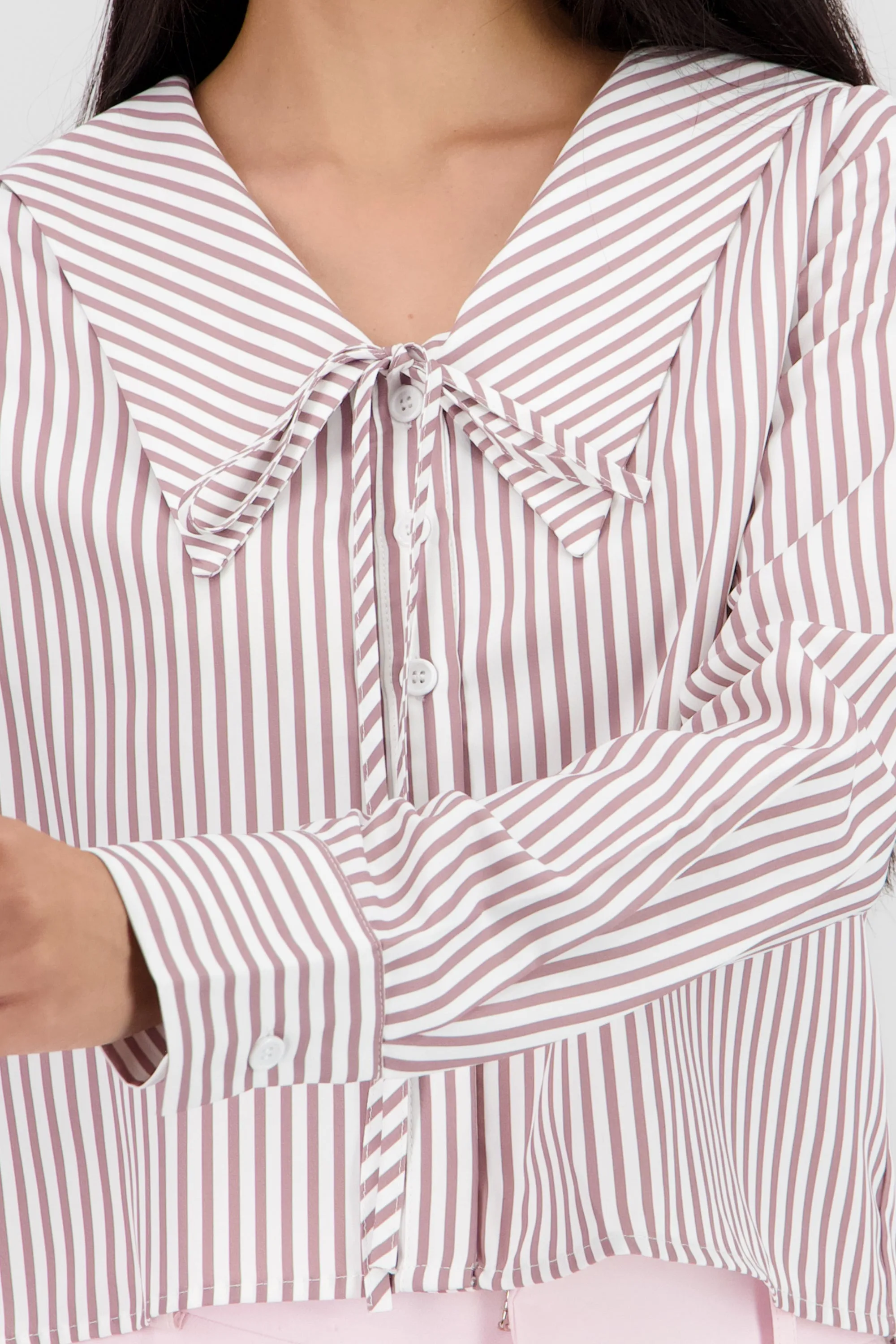 Blusa cuello bobo estampado rallas sold by Shasa product image thumbnail 5