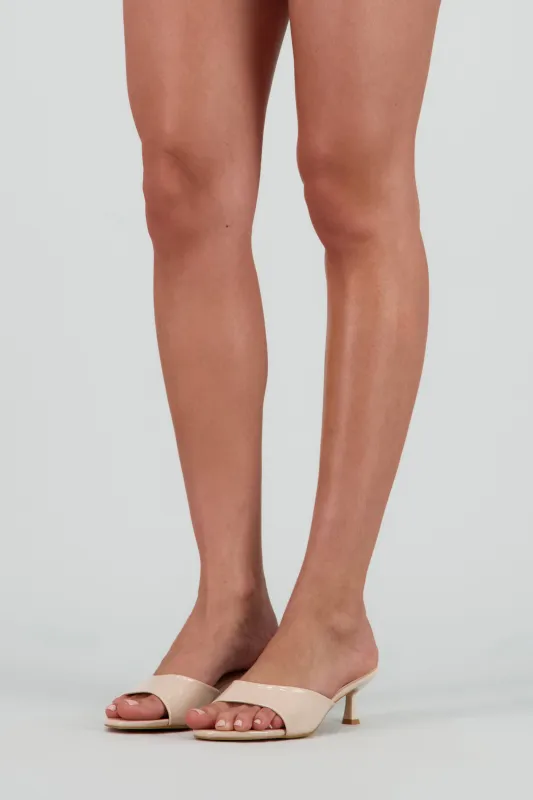 Tacon kitten mula peep toe sold by Shasa