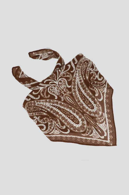 Peñuelo centro rombo sold by Shasa