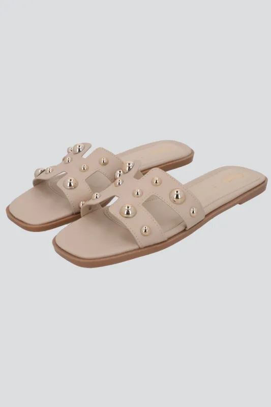 Sandalia tiras greca studs sold by Shasa