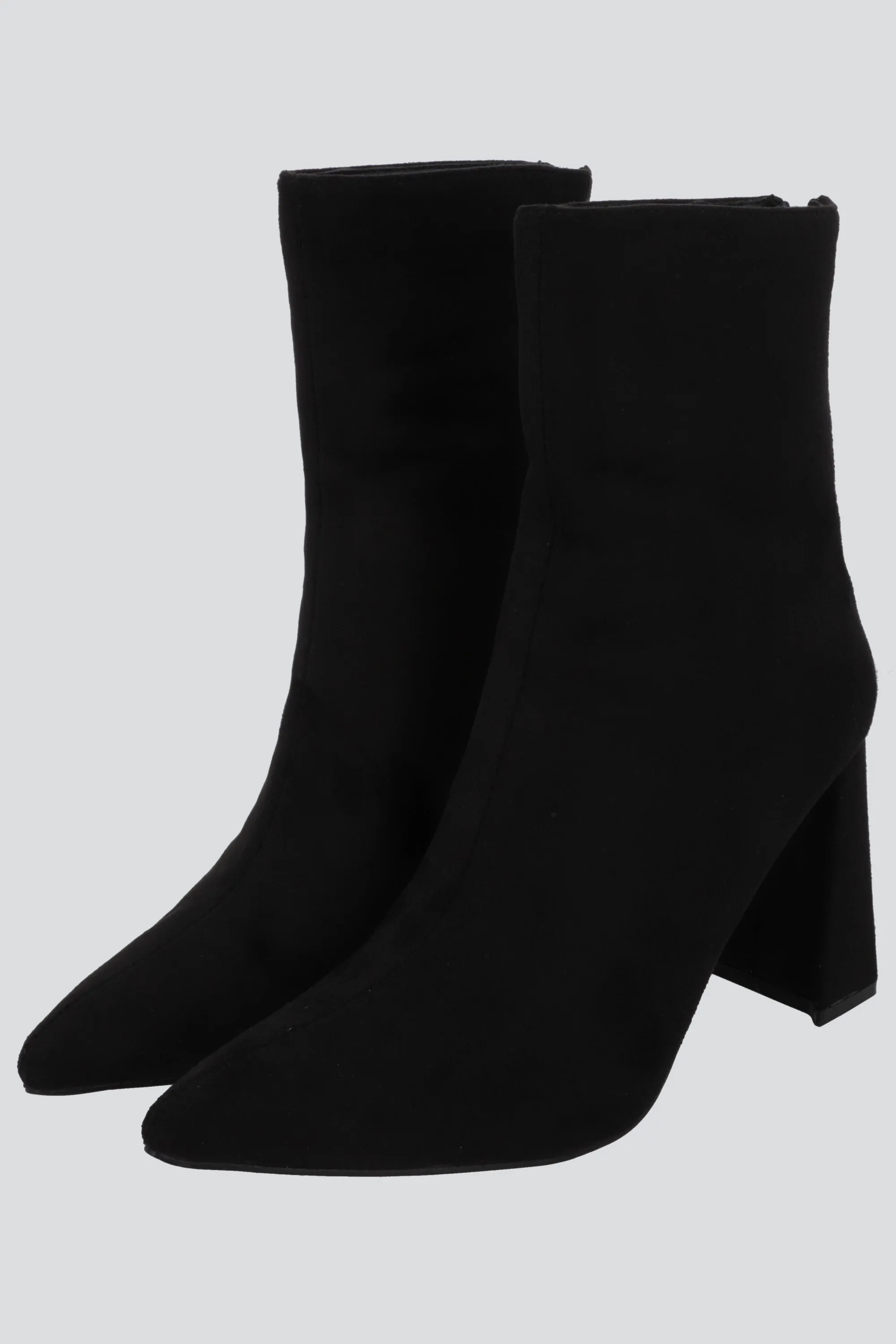 Botin sencillo suede sold by Shasa