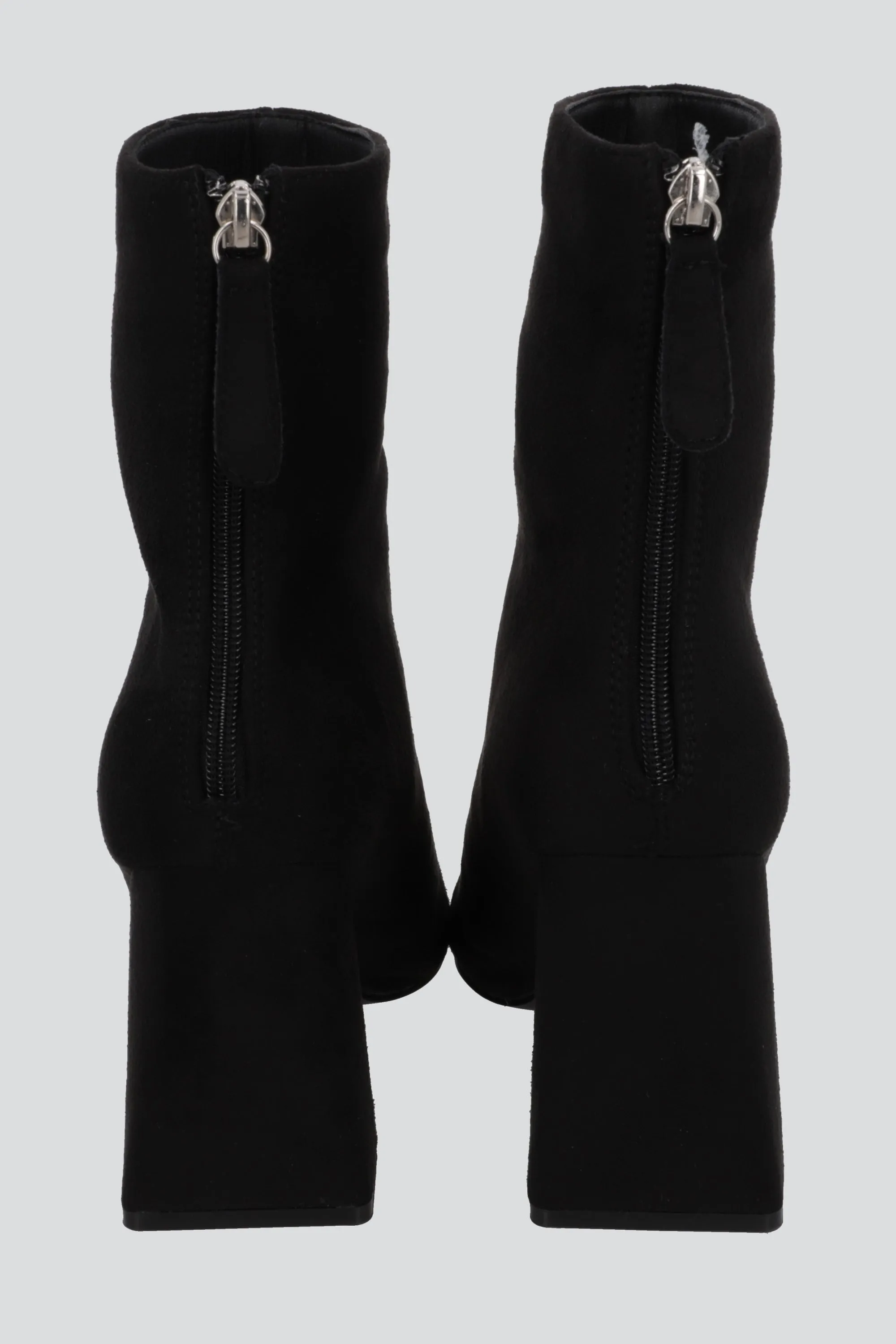 Botin sencillo suede sold by Shasa product image thumbnail 4