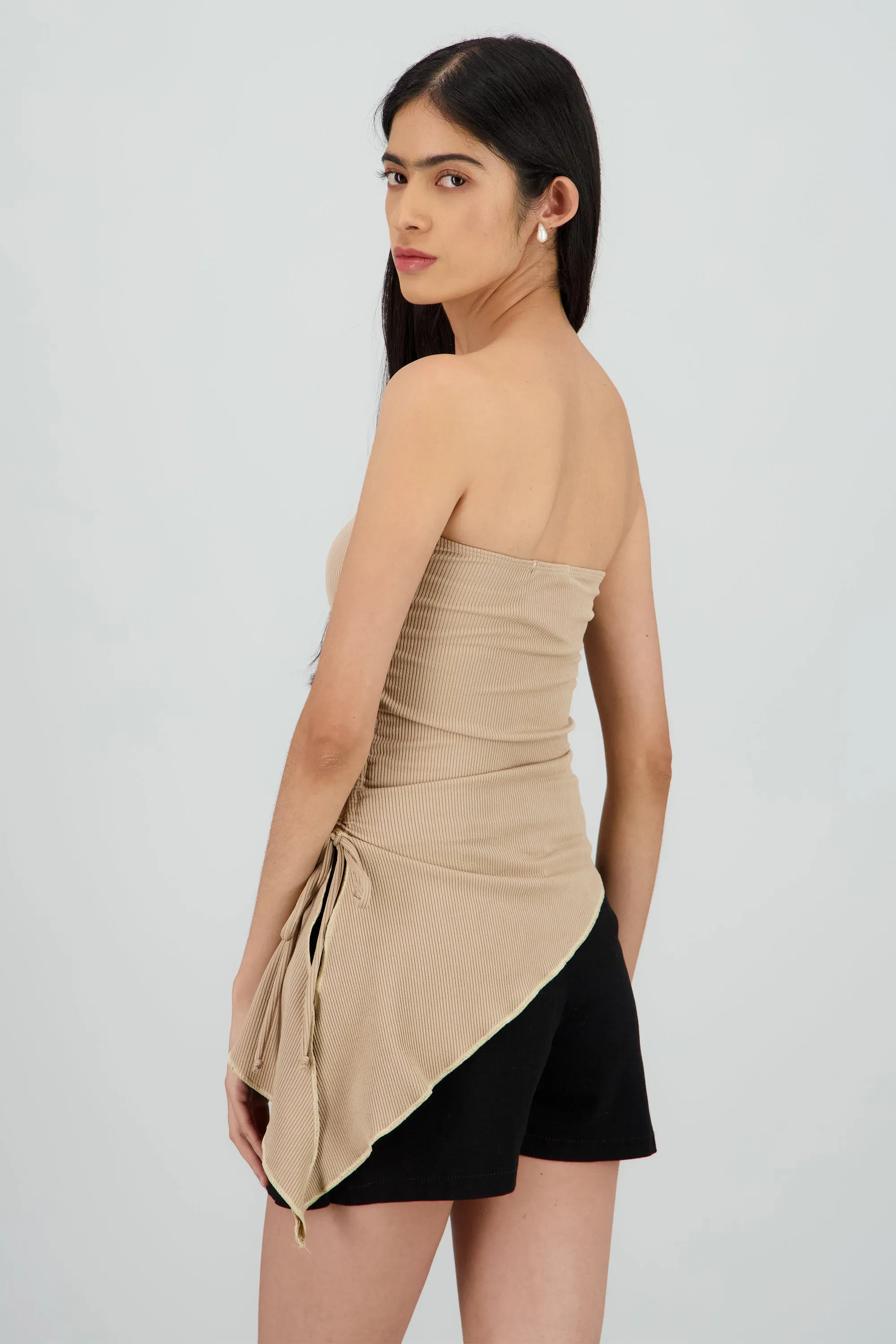 Top asimetrico rib sold by Shasa product image thumbnail 4