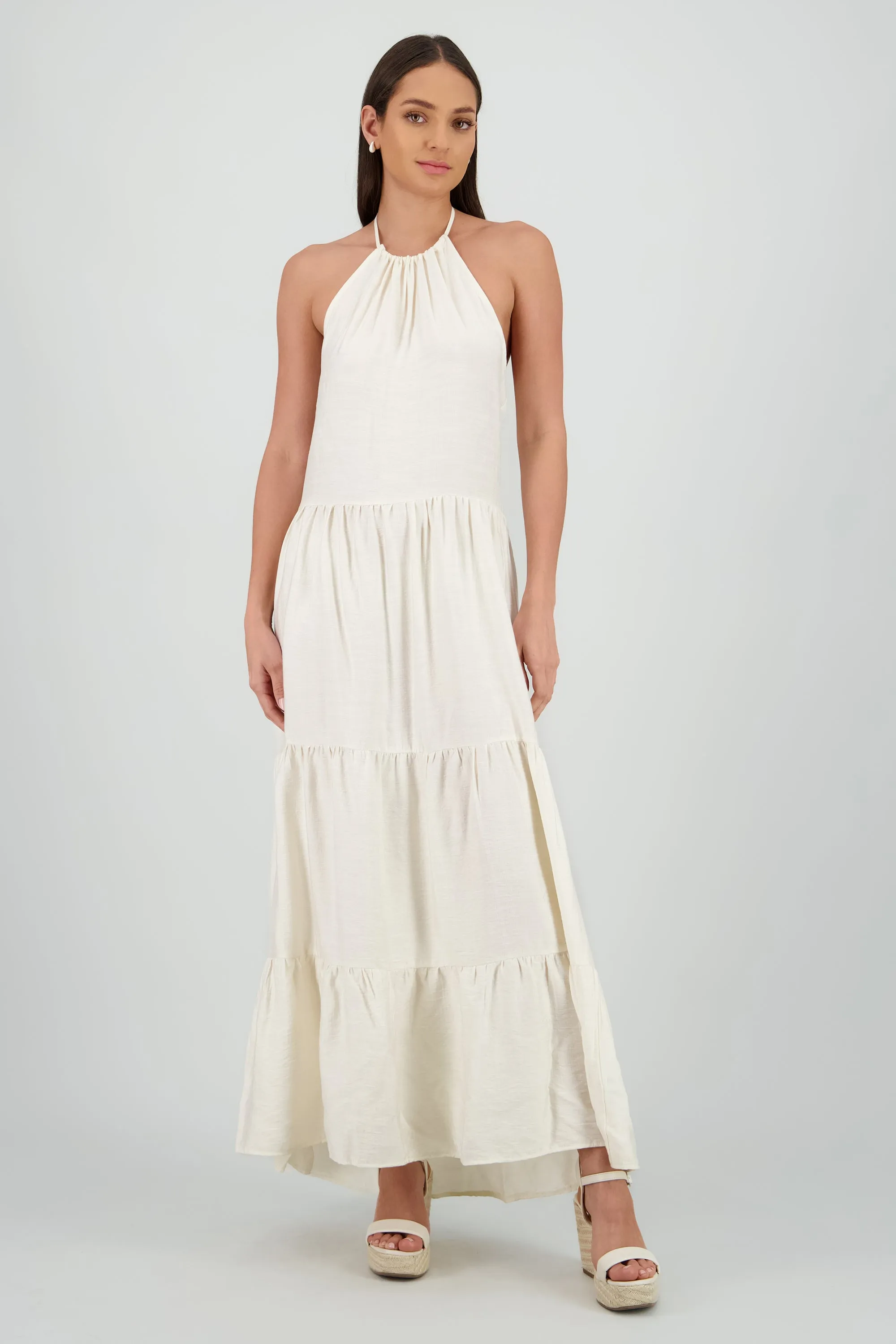 Vestido maxi halter con olanes sold by Shasa