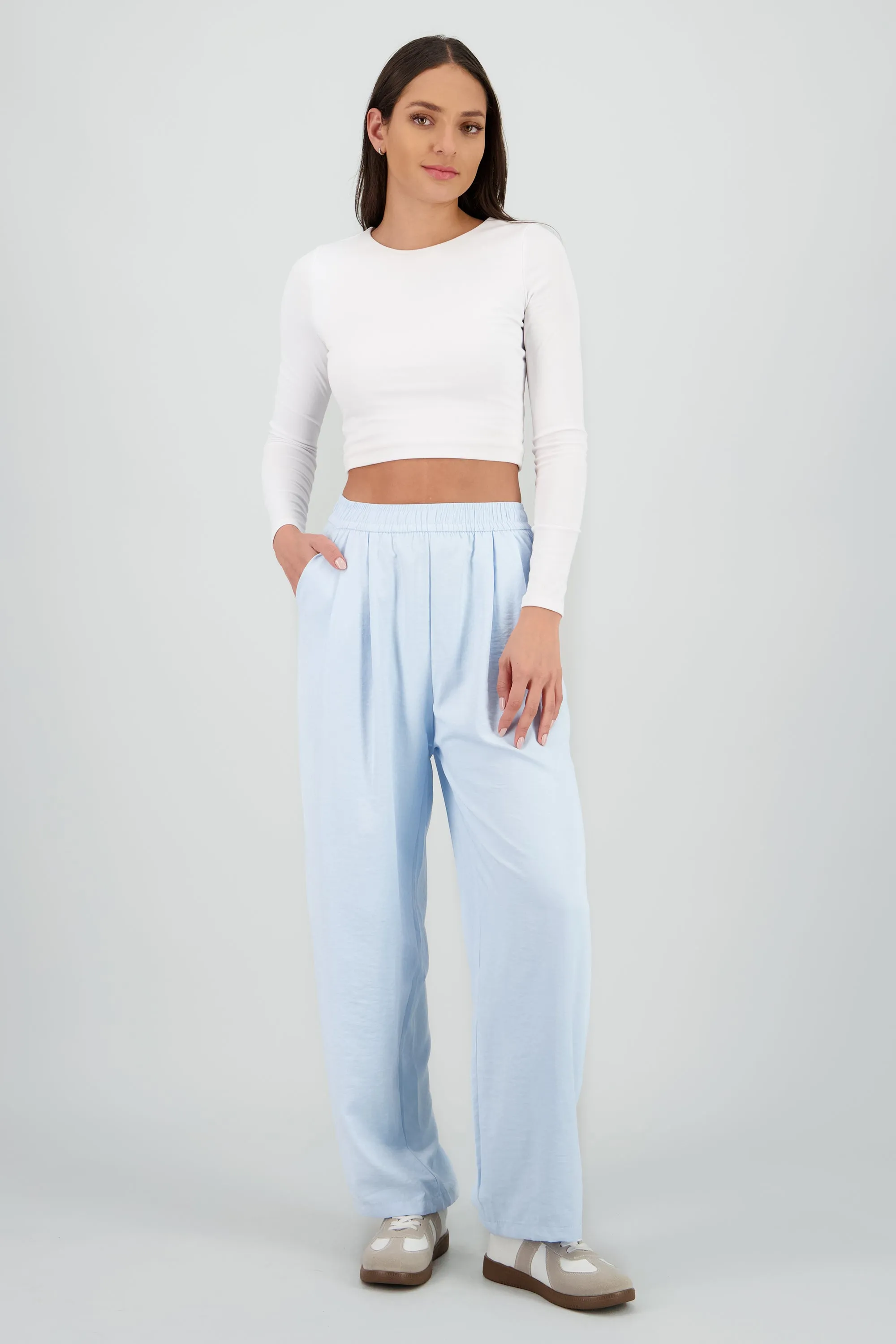 Pantalon liso sold by Shasa