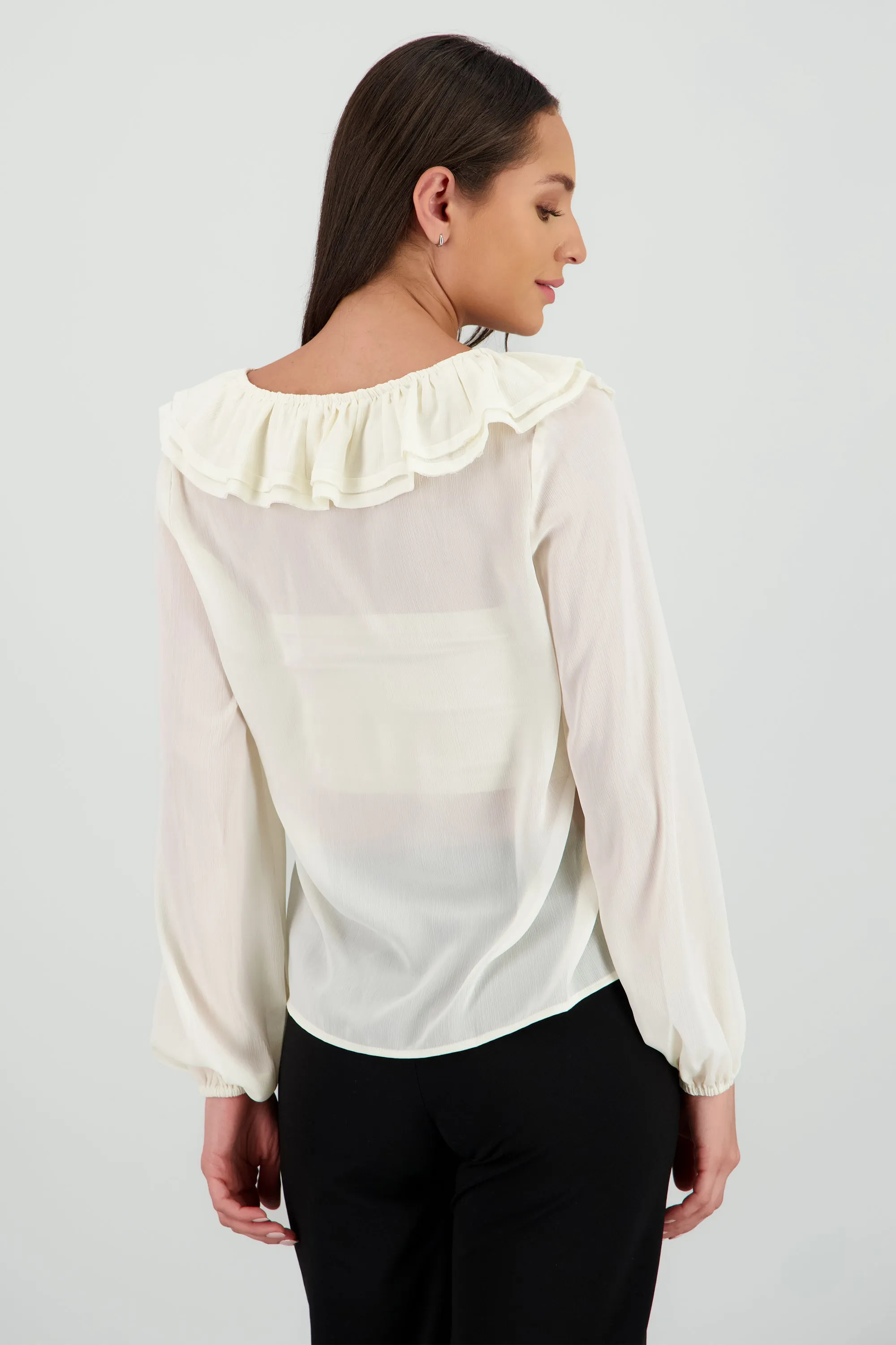 Blusa con escote olanes manga larga sold by Shasa product image thumbnail 4