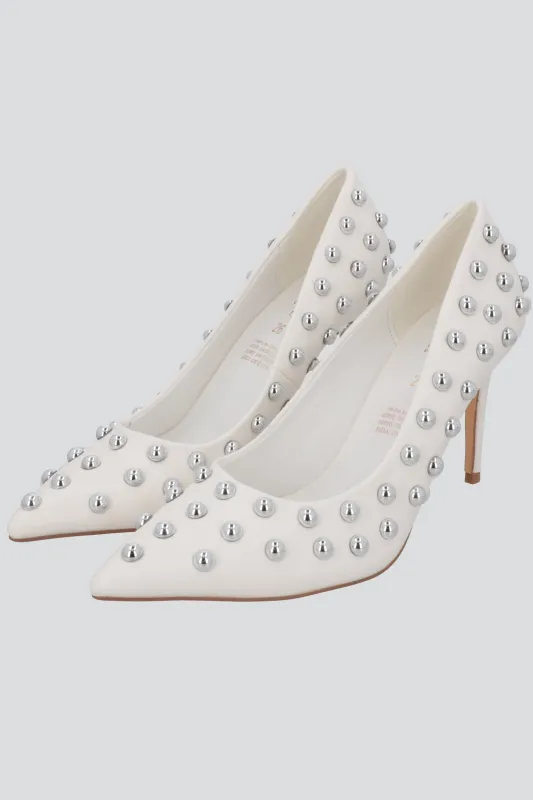 Tacon pointy mega studs sold by Shasa