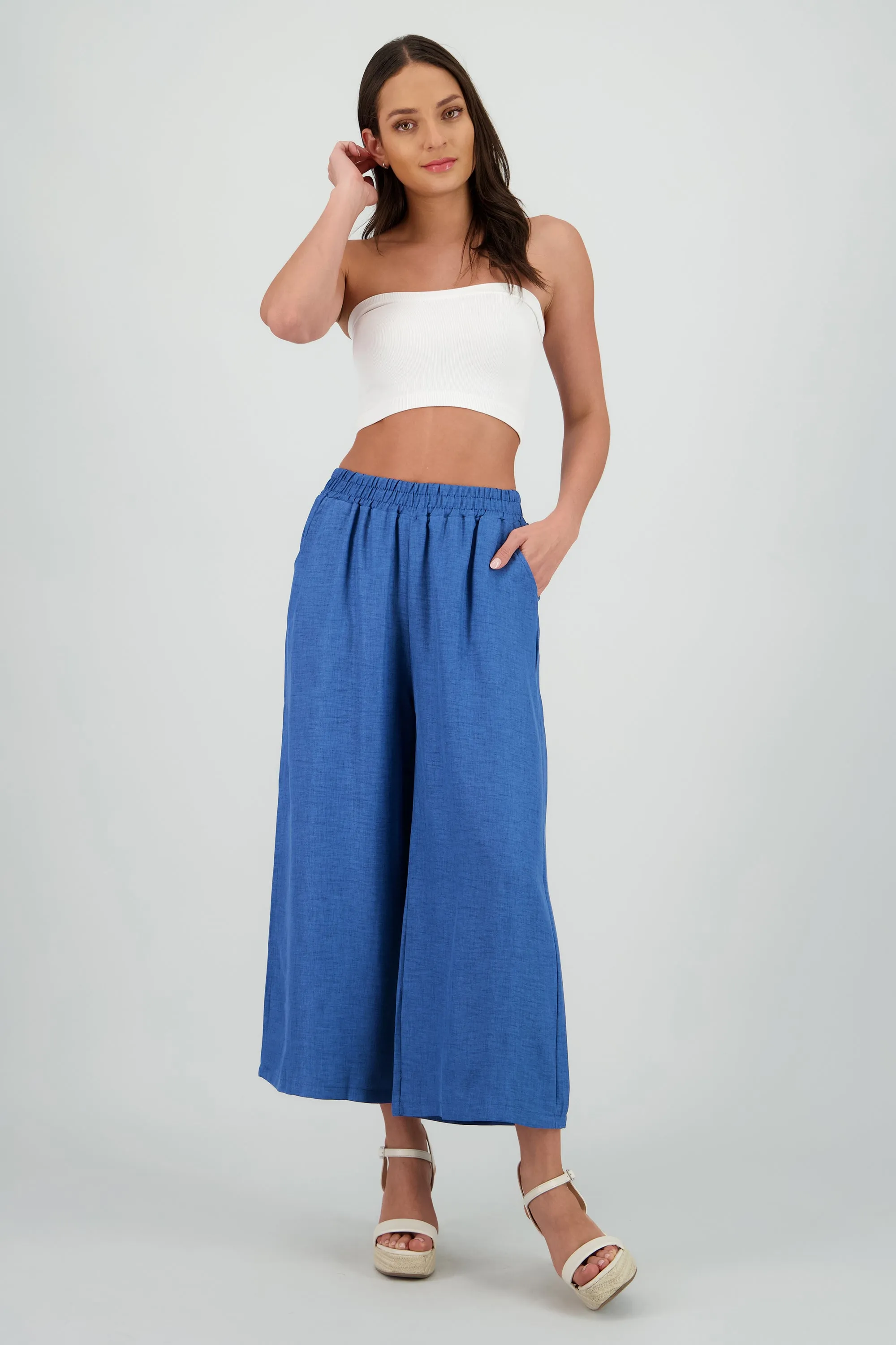 Pantalon textura sold by Shasa