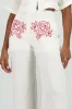 Pantalon detalle bordado sold by Shasa