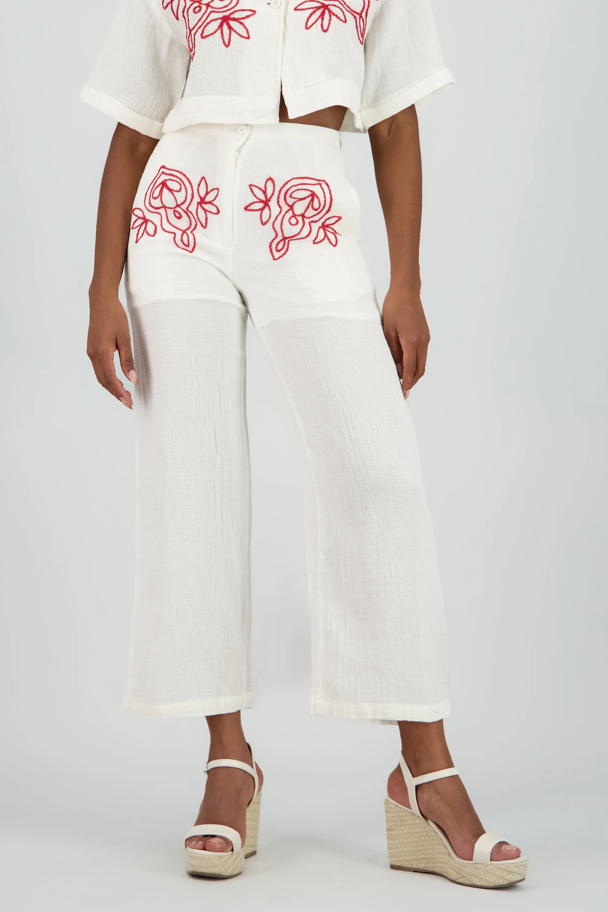 Pantalon detalle bordado sold by Shasa product image thumbnail 2