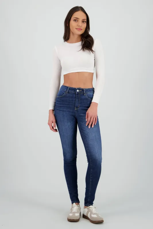 Jeans básicos skinny sold by Shasa
