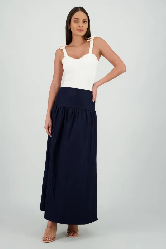 Falda drop waist sold by Shasa
