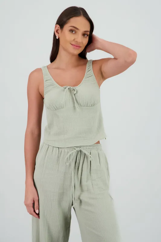 Top tirantes detalle moño sold by Shasa