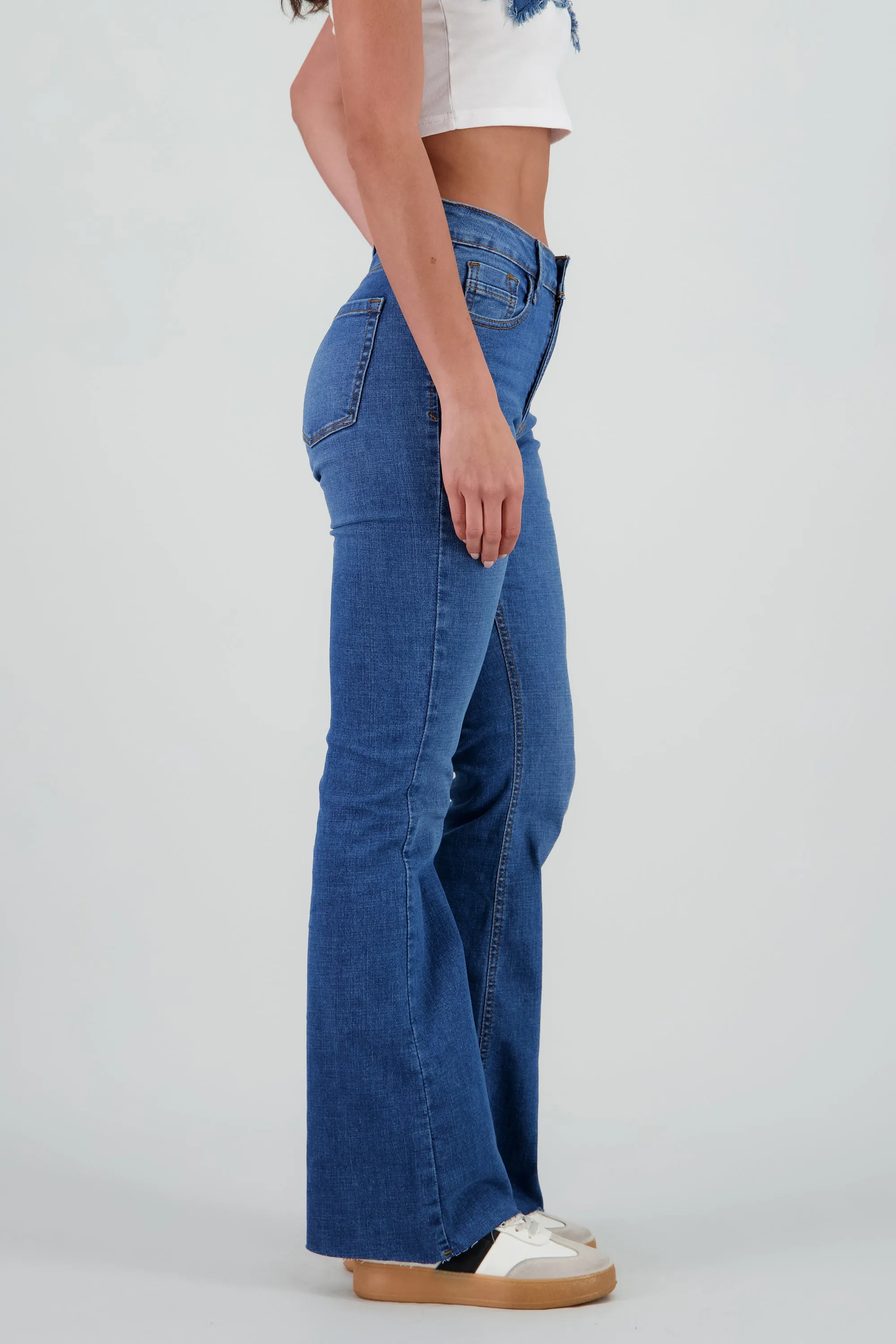 Jeans básicos flare al corte sold by Shasa product image thumbnail 3