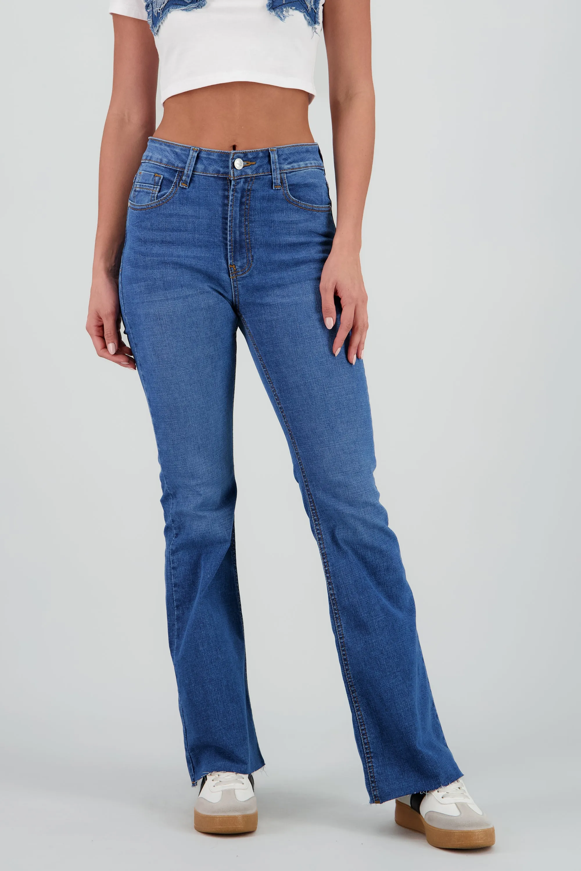 Jeans básicos flare al corte sold by Shasa product image thumbnail 2
