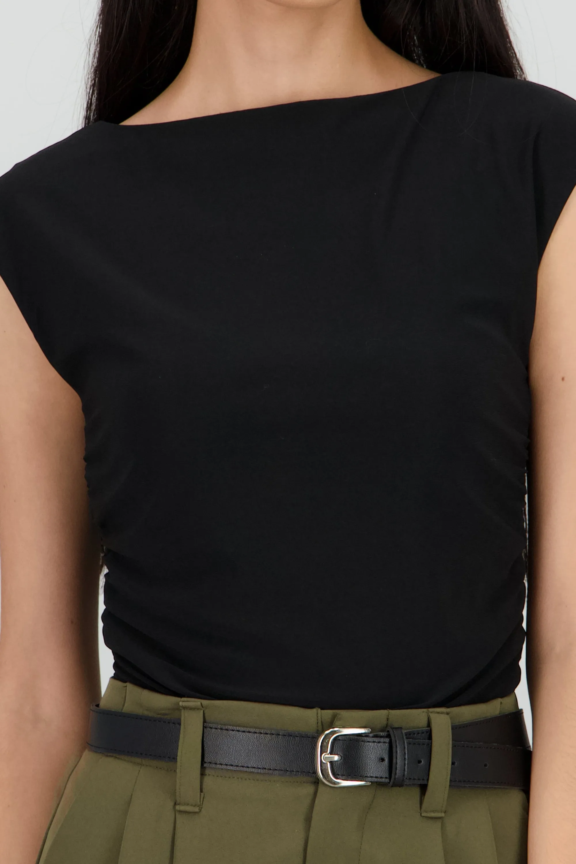 Bodysuit sin manga cuello barco sold by Shasa product image thumbnail 5