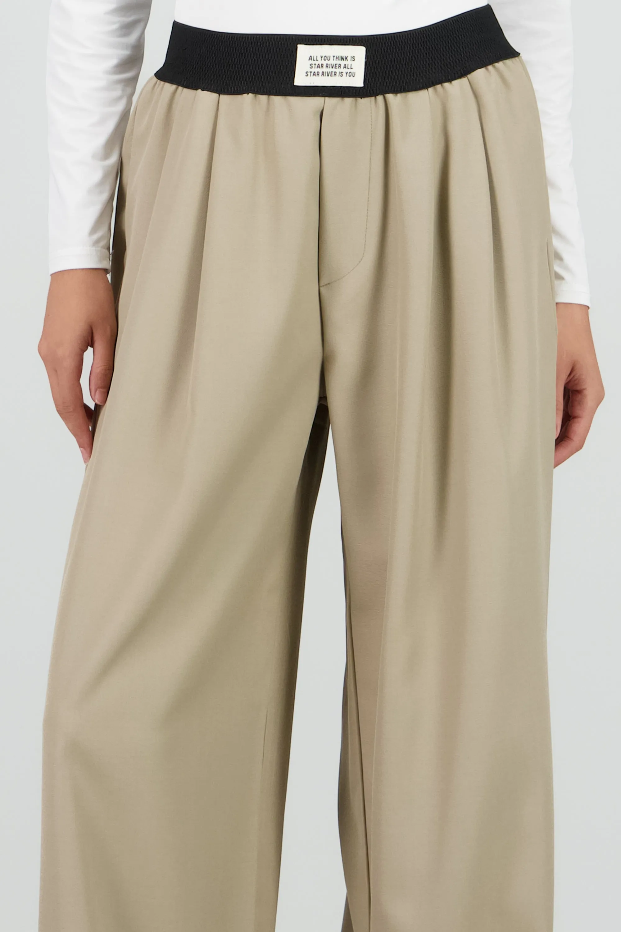 Pantalon amplio det resorte sold by Shasa product image thumbnail 5